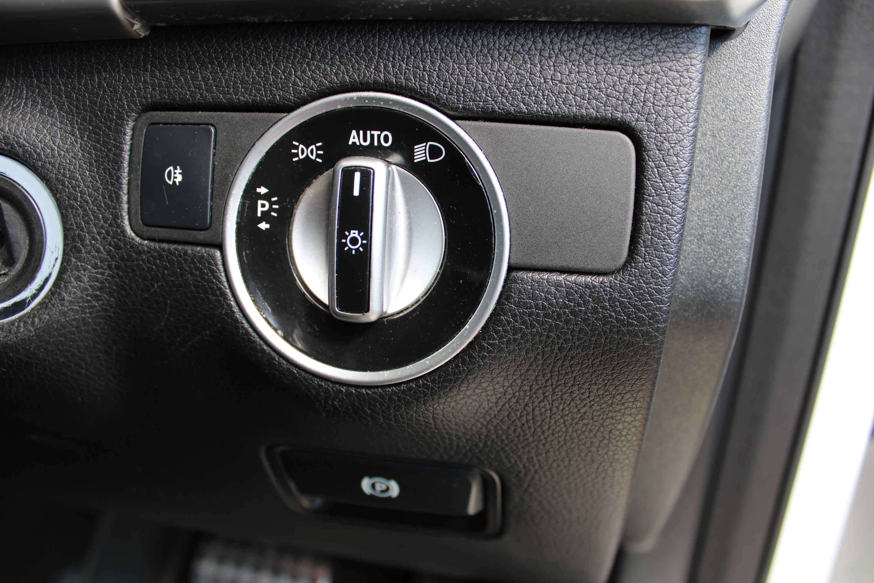 
								Mercedes-Benz ML 250 BlueTEC 4MATIC full									