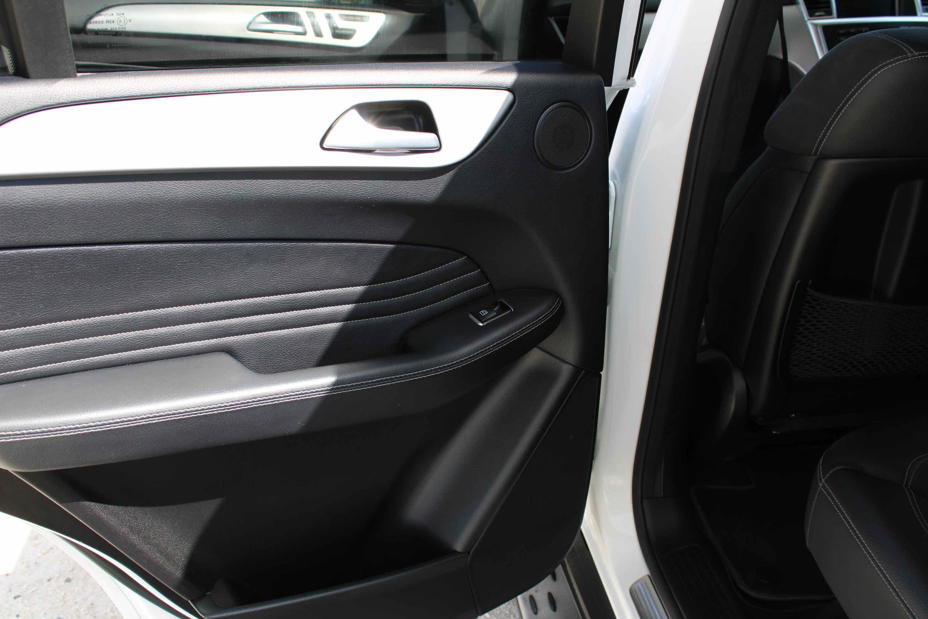 
								Mercedes-Benz ML 250 BlueTEC 4MATIC full									