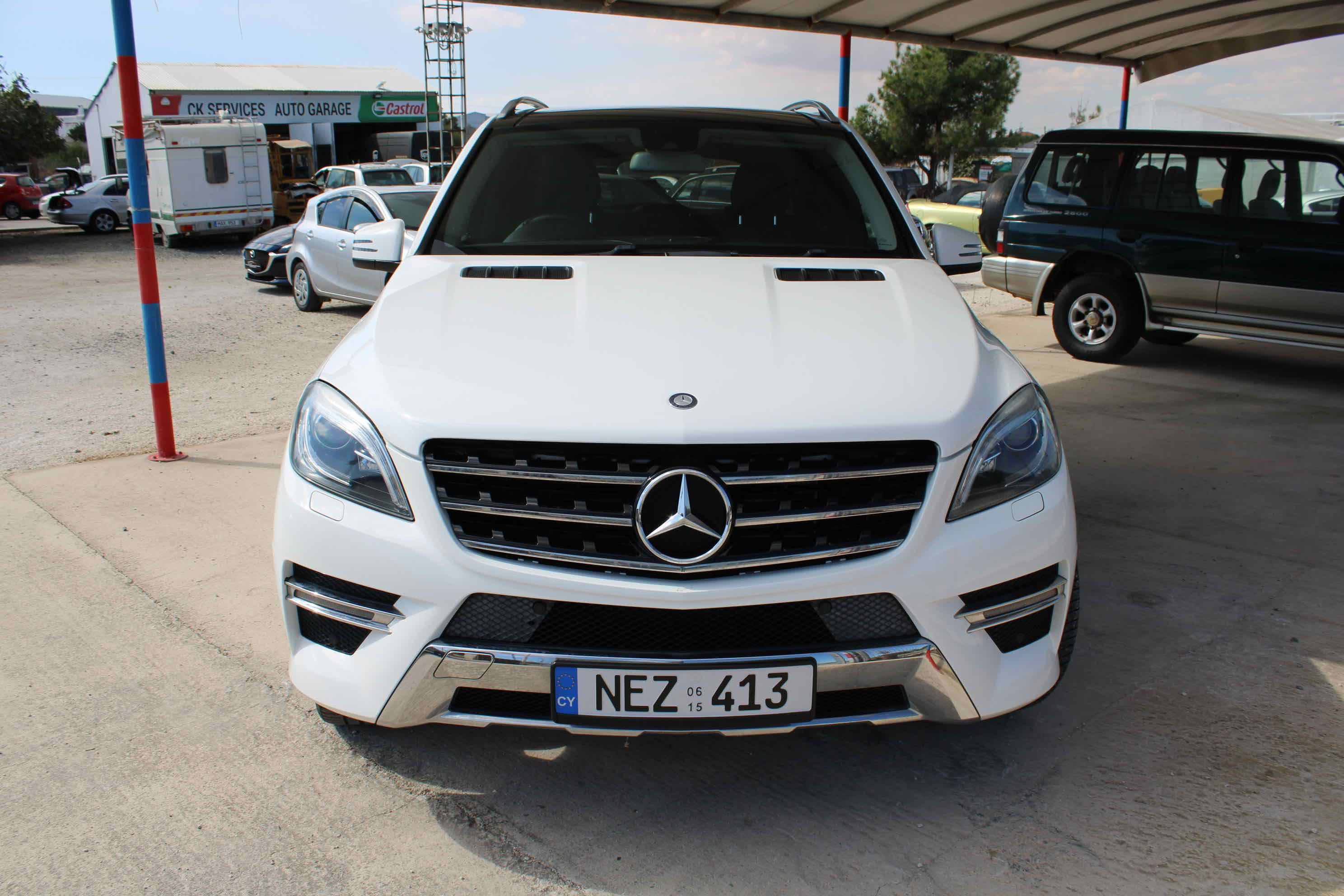 
								Mercedes-Benz ML 250 BlueTEC 4MATIC full									