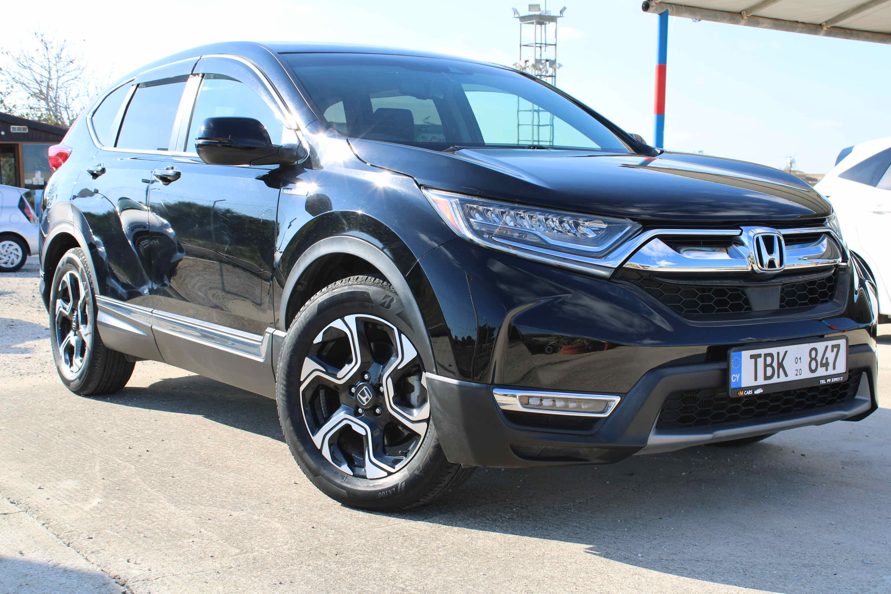 
								Honda CR-V Hybrid full									
