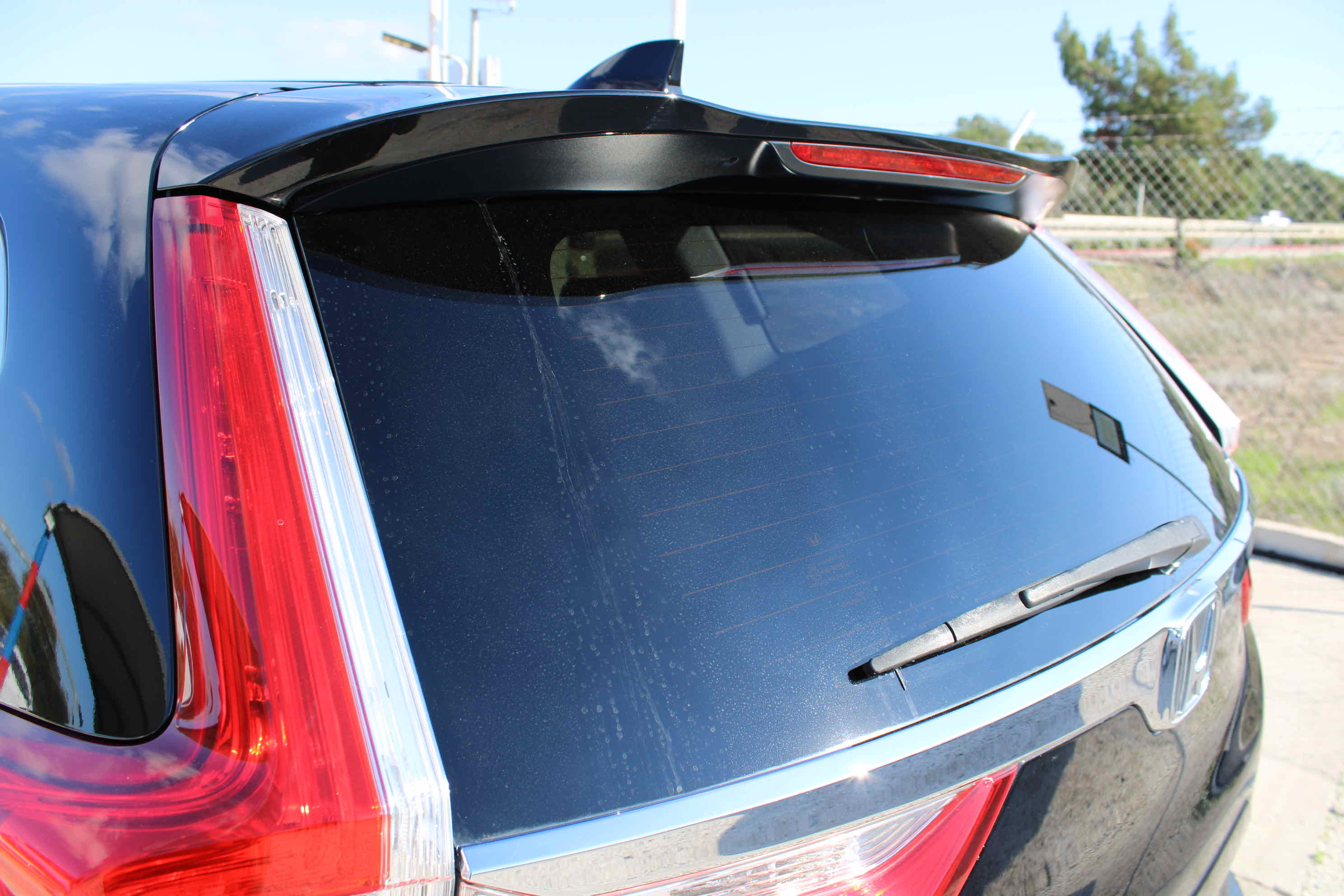 
								Honda CR-V Hybrid full									