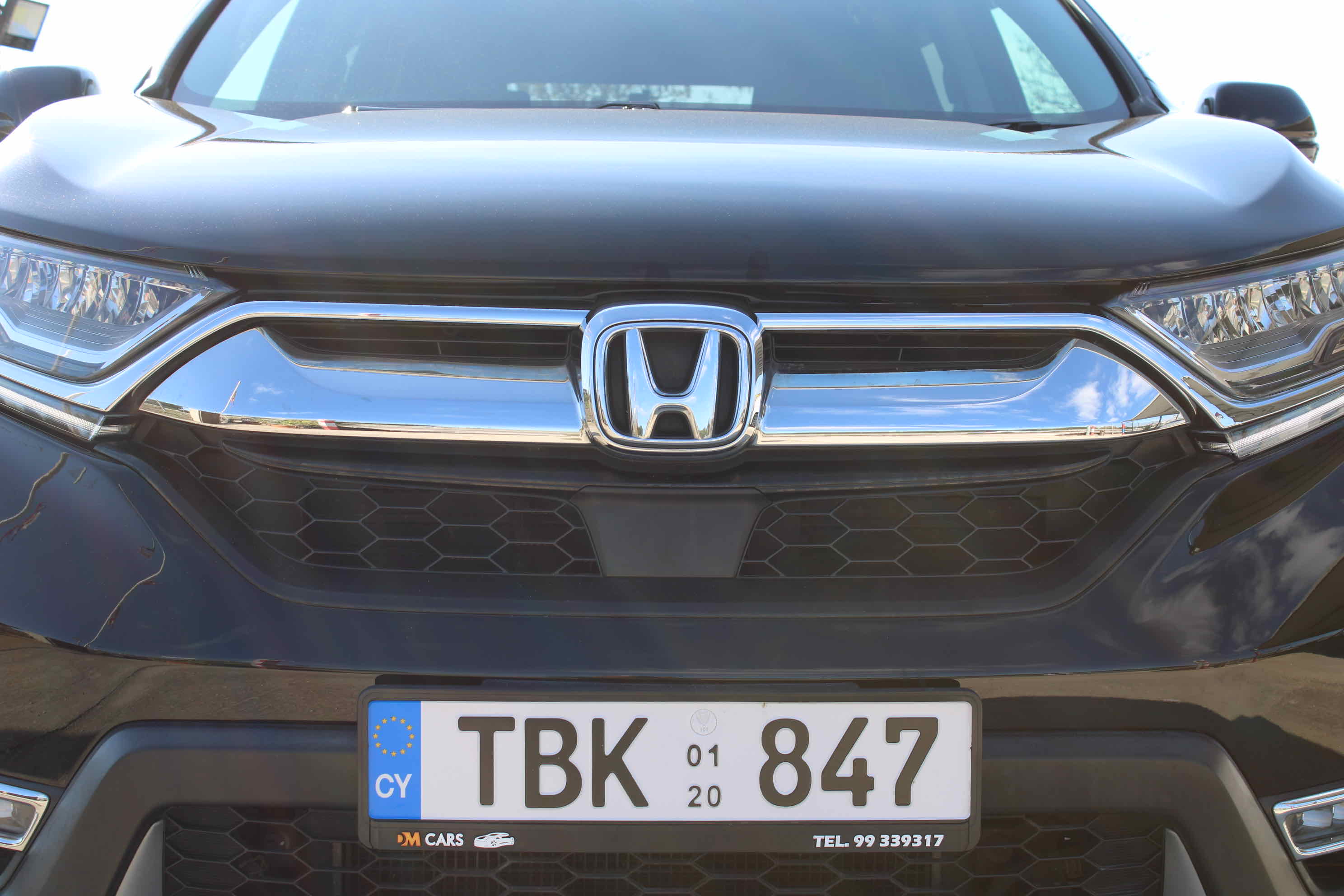 
								Honda CR-V Hybrid full									