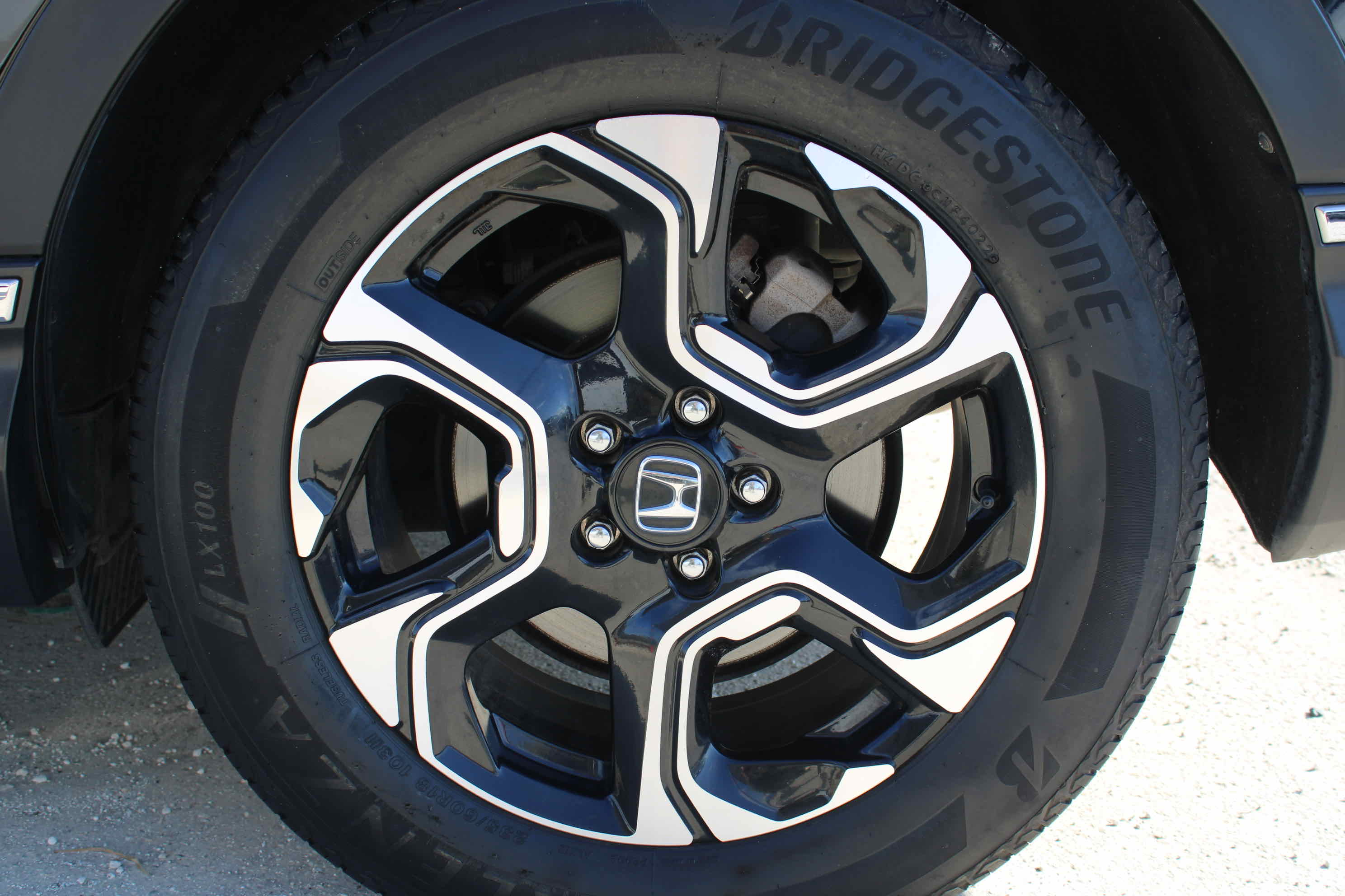 
								Honda CR-V Hybrid full									