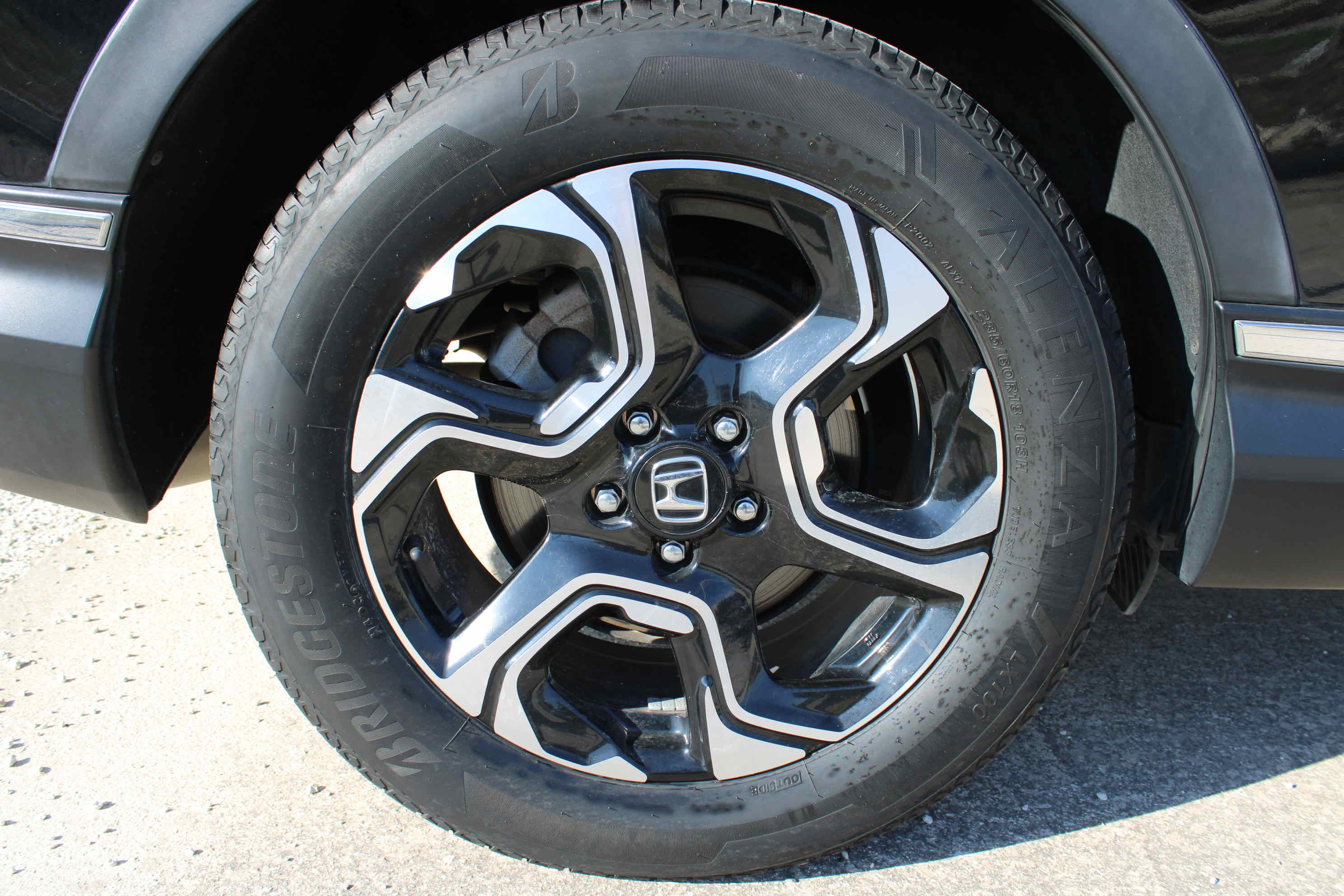 
								Honda CR-V Hybrid full									