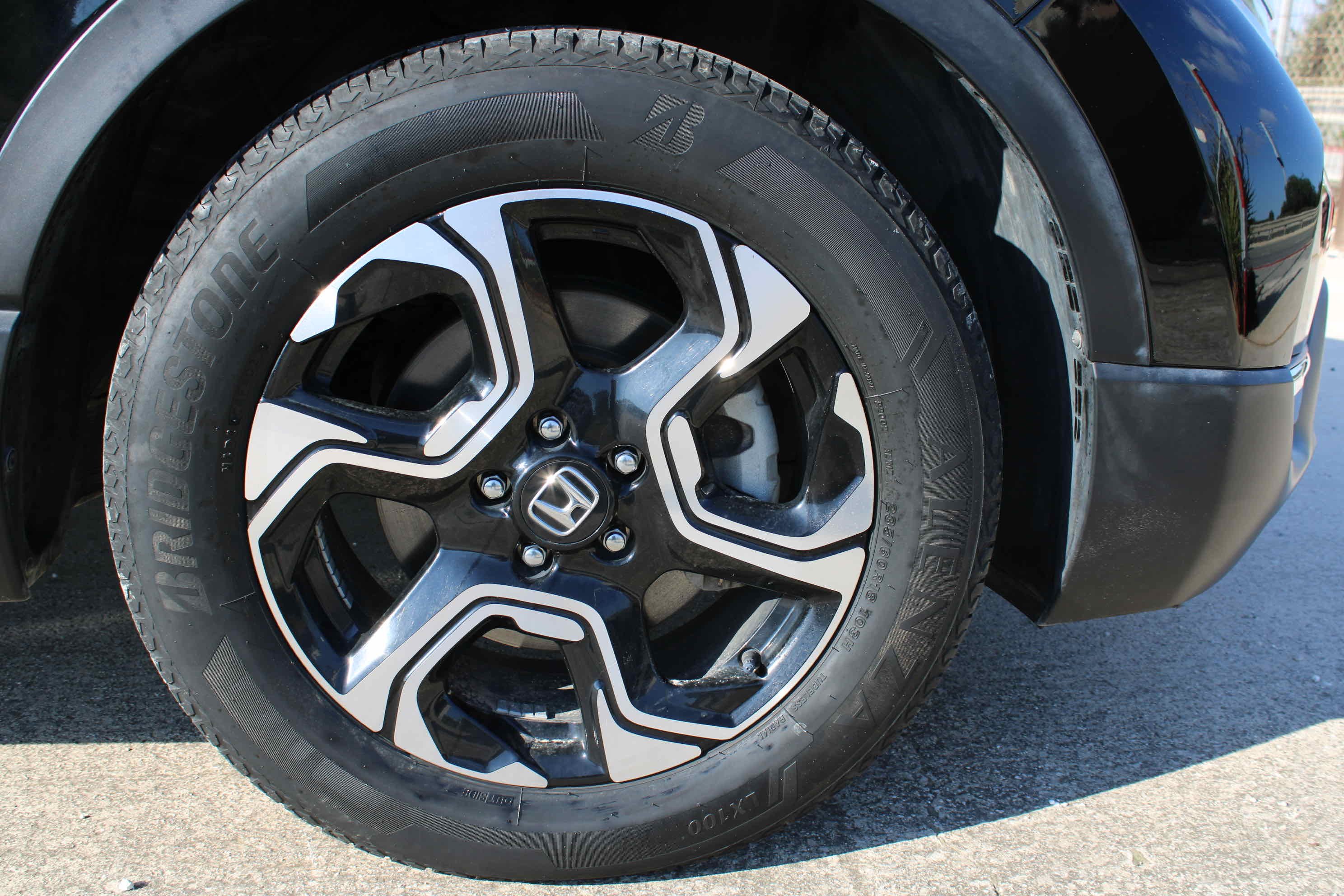 
								Honda CR-V Hybrid full									