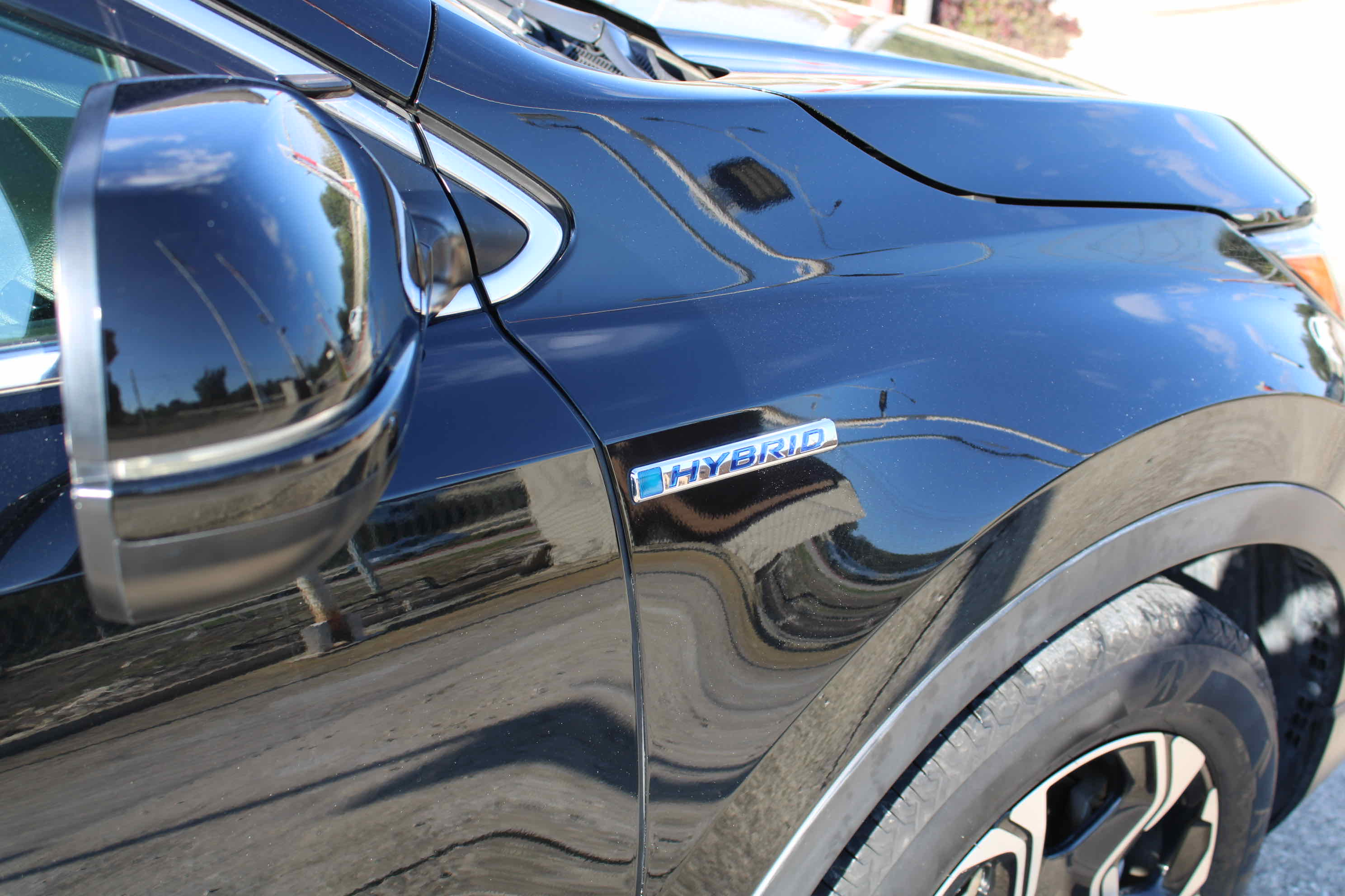 
								Honda CR-V Hybrid full									