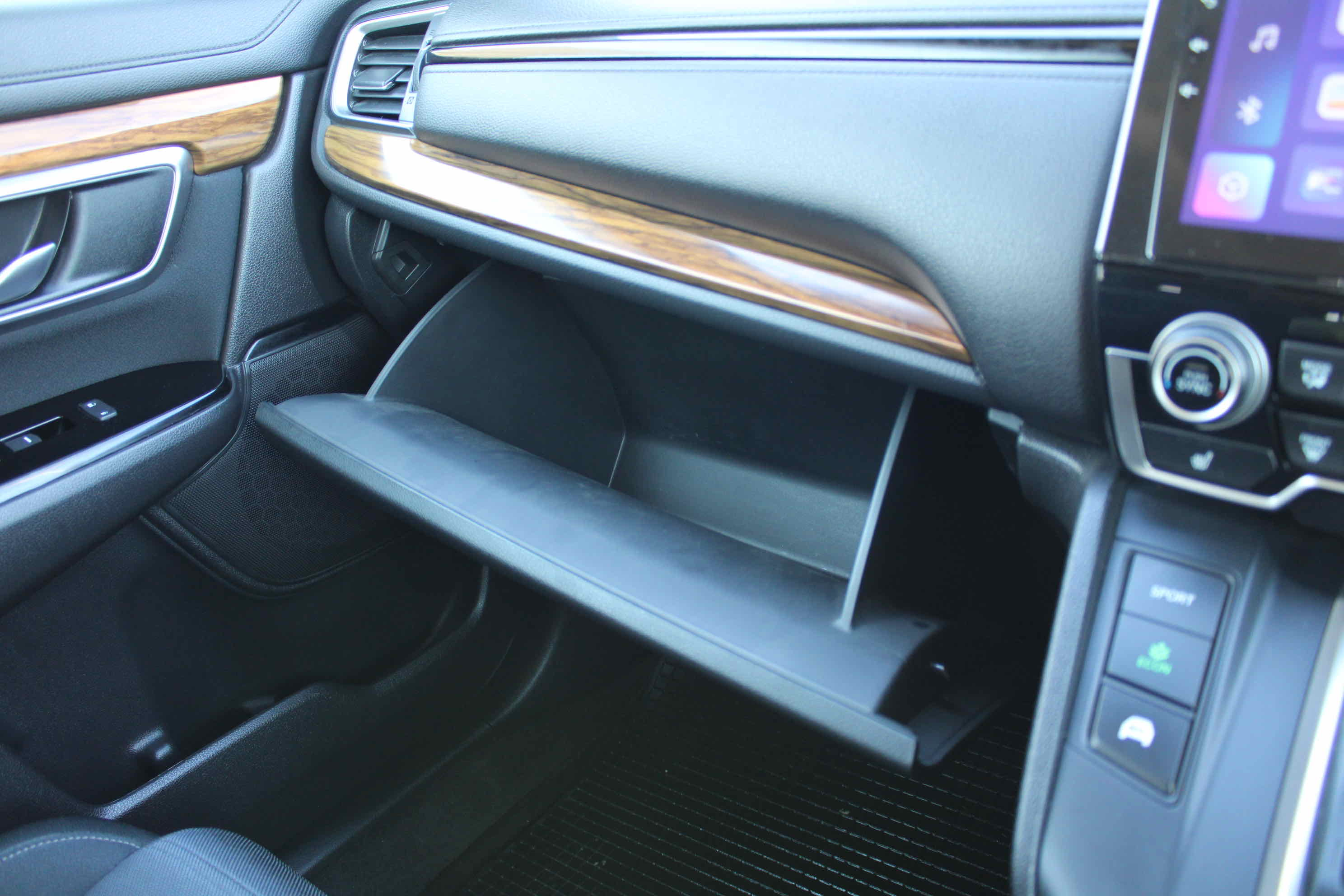 
								Honda CR-V Hybrid full									