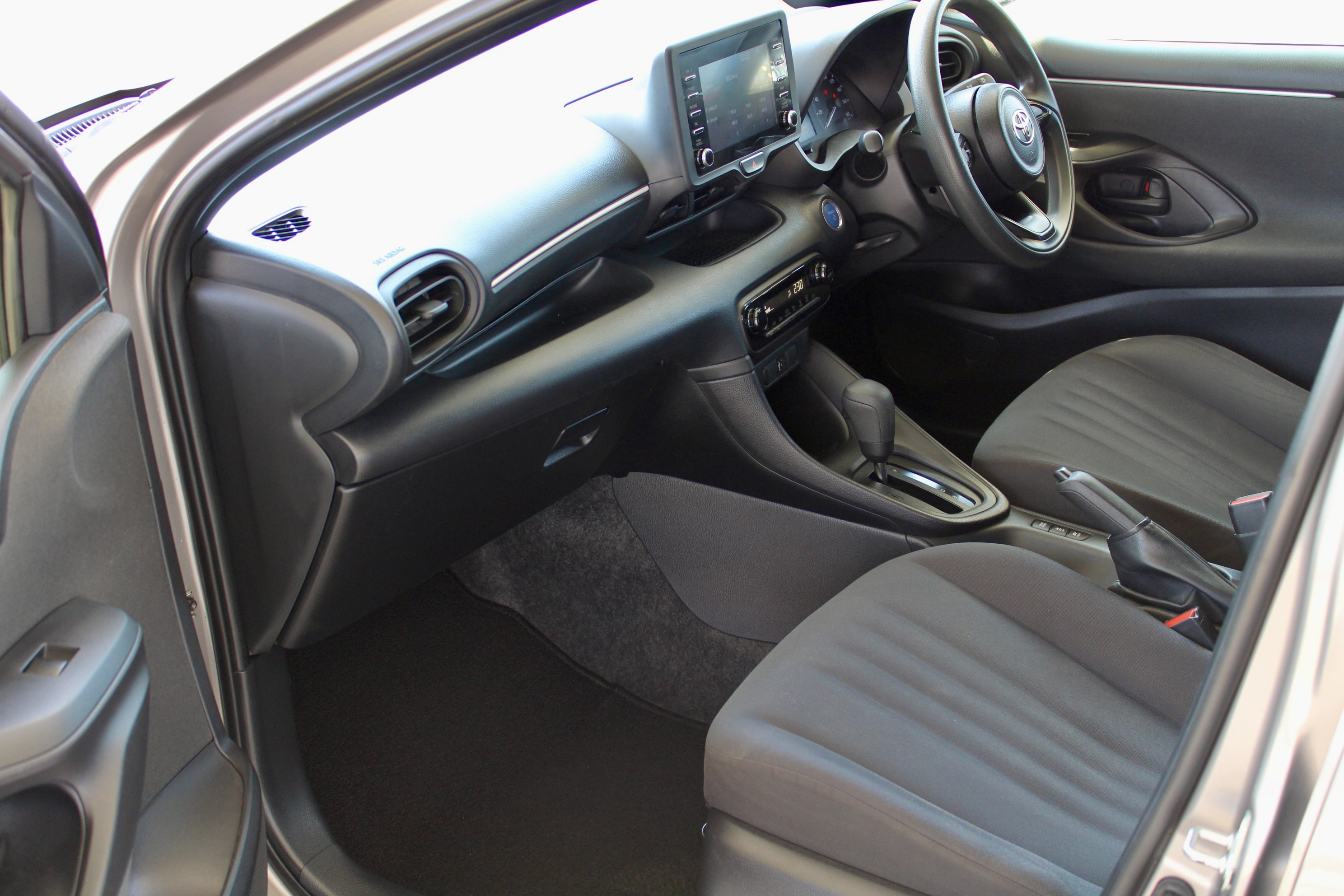 Toyota Yaris Hybrid