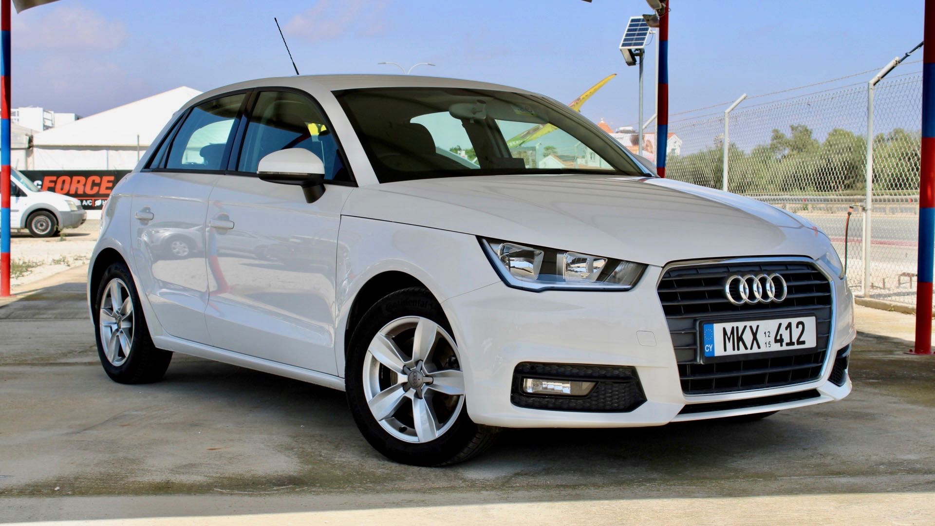 
								Audi A1 1.4 TFSI Petrol full									