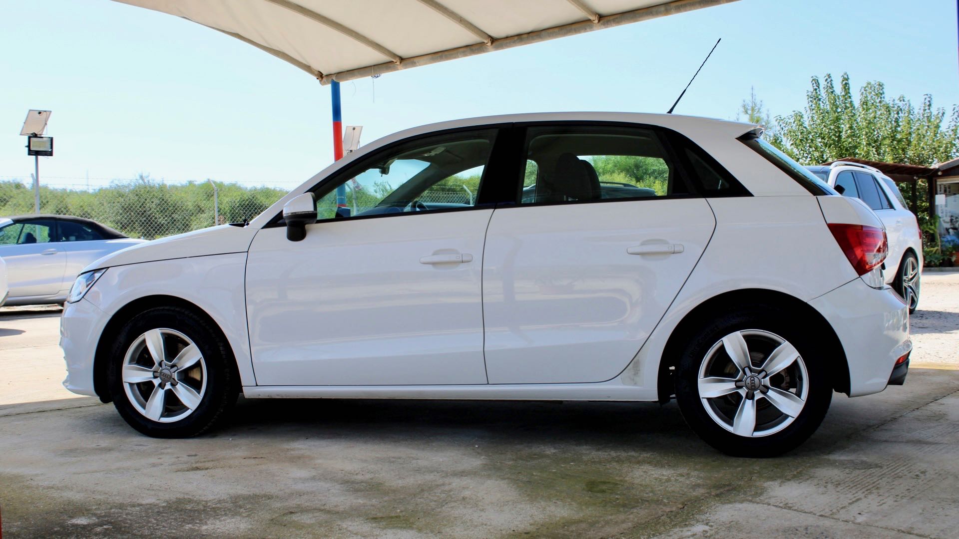 
								Audi A1 1.4 TFSI Petrol full									