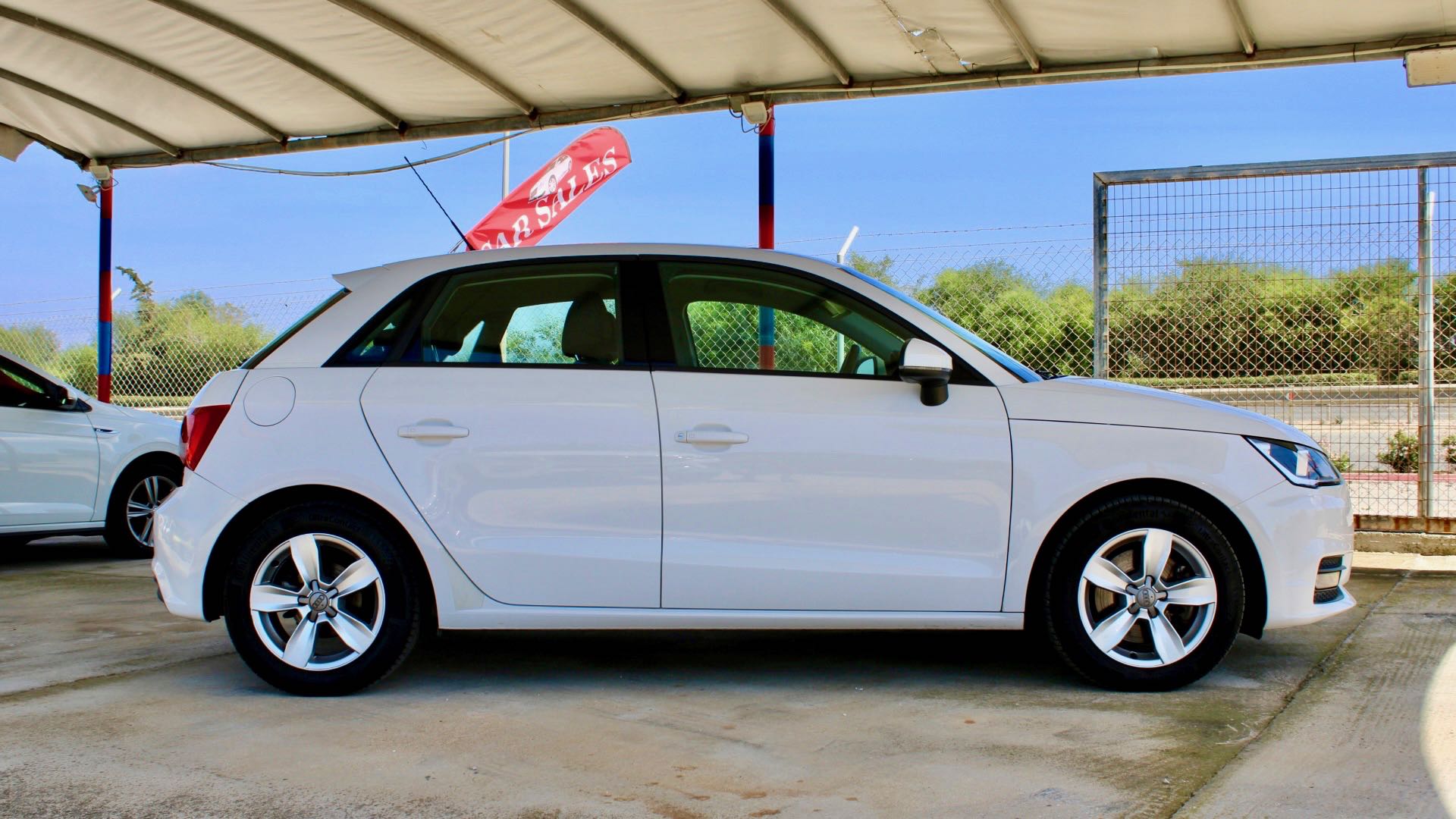 
								Audi A1 1.4 TFSI Petrol full									