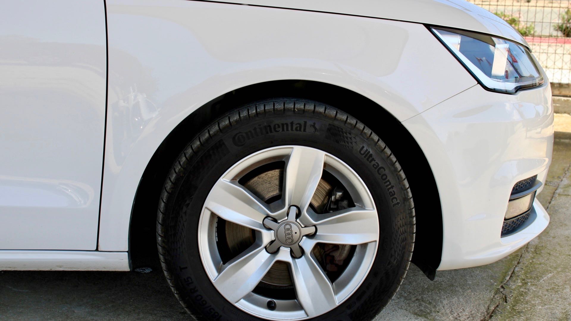 
								Audi A1 1.4 TFSI Petrol full									