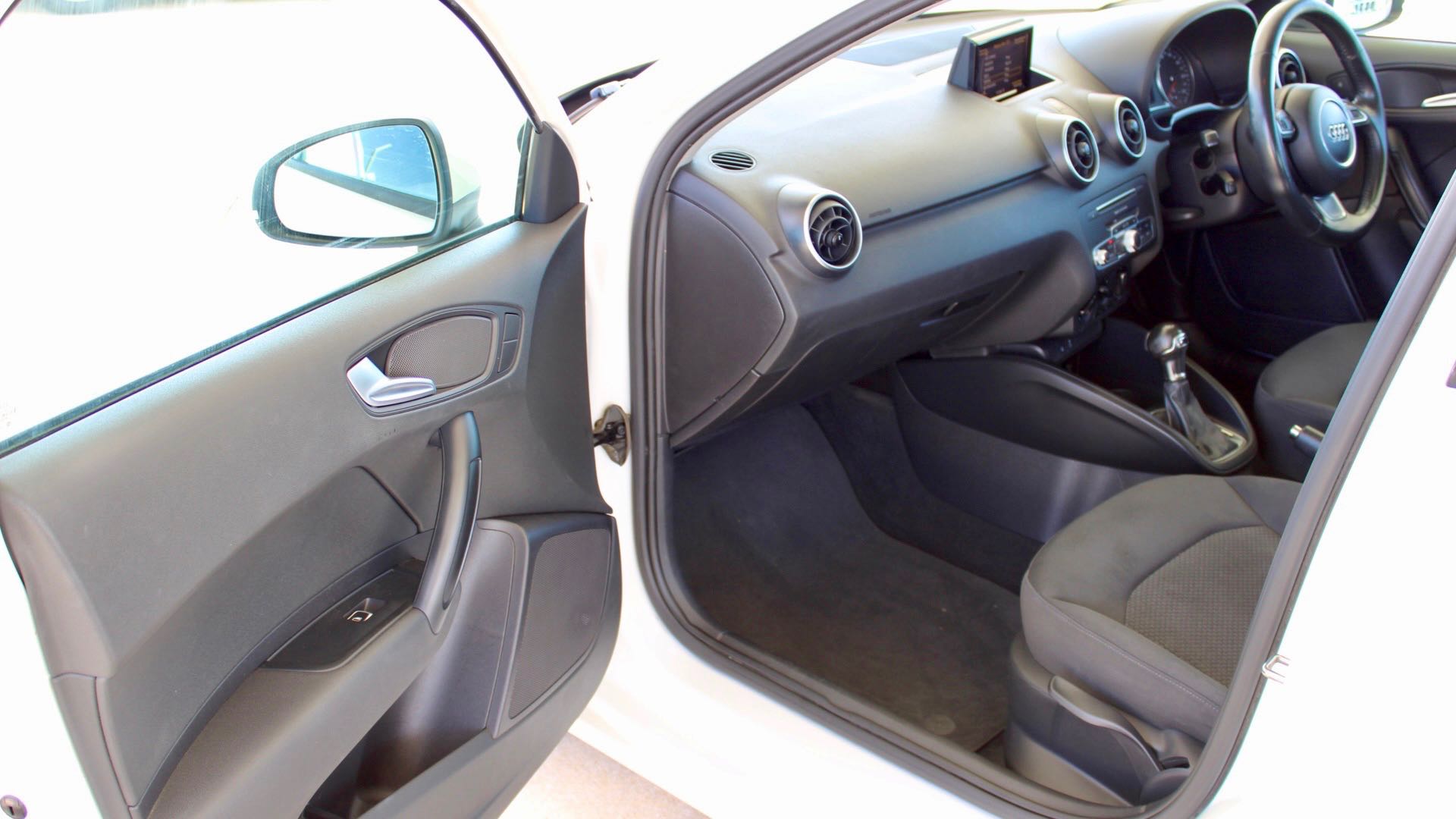 
								Audi A1 1.4 TFSI Petrol full									
