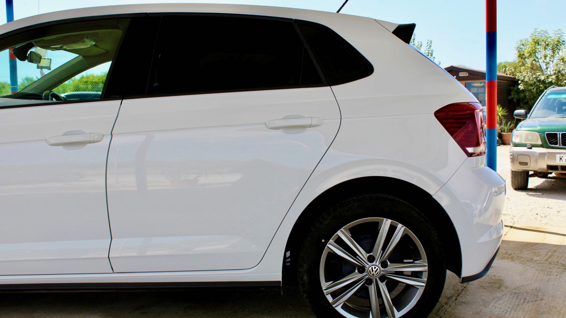 
								Volkswagen Polo R-Line 1.0 TSI full									