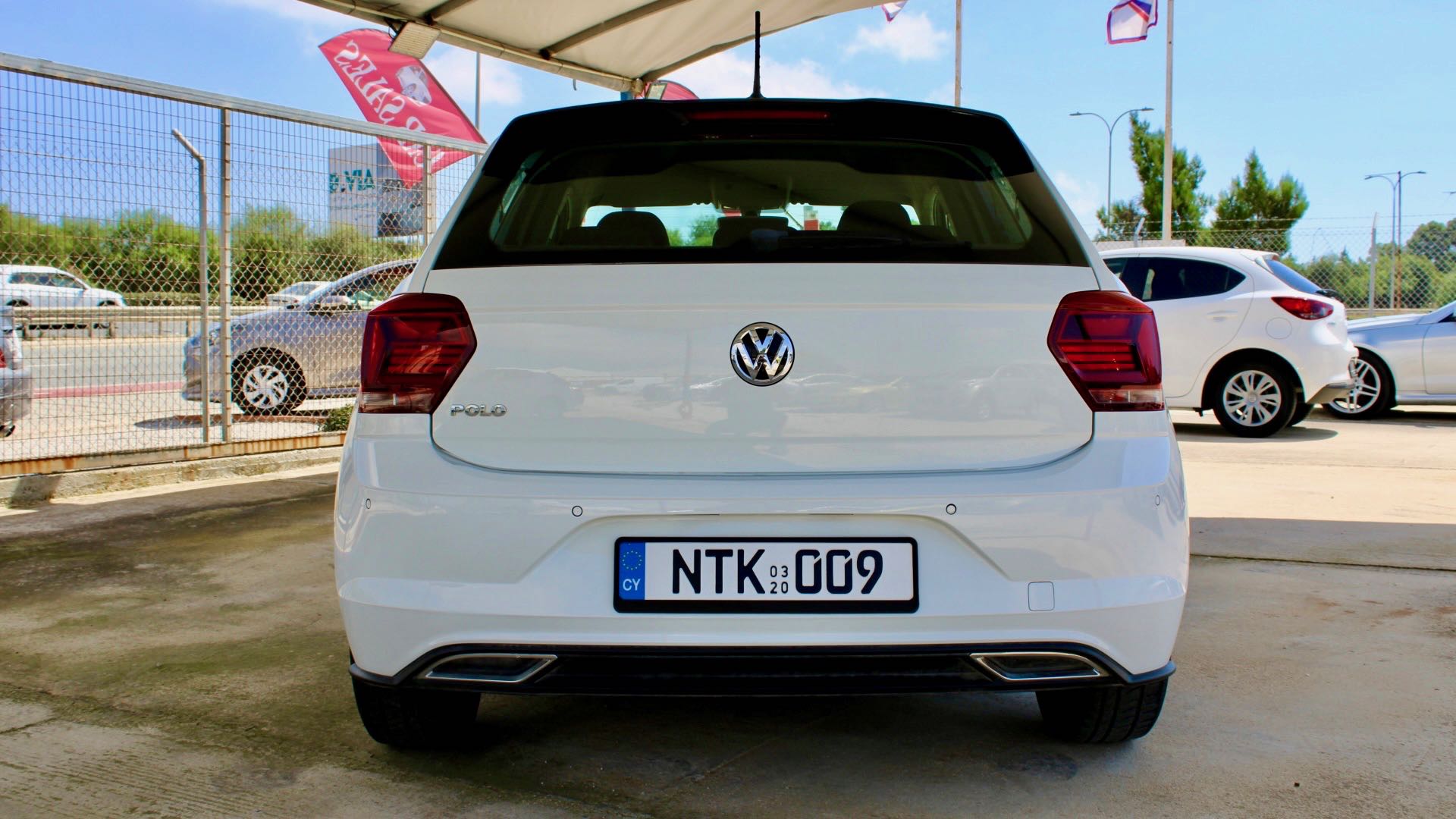 
								Volkswagen Polo R-Line 1.0 TSI full									