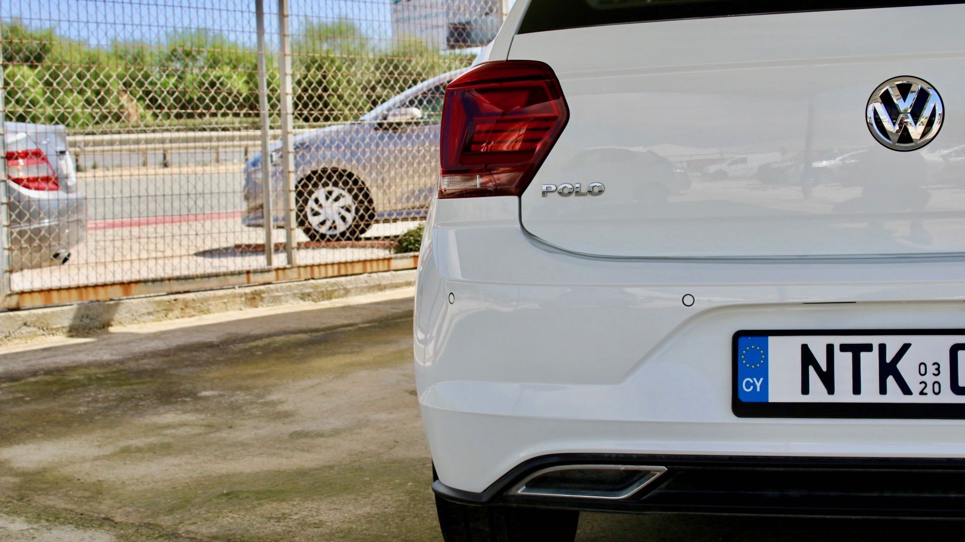 
								Volkswagen Polo R-Line 1.0 TSI full									