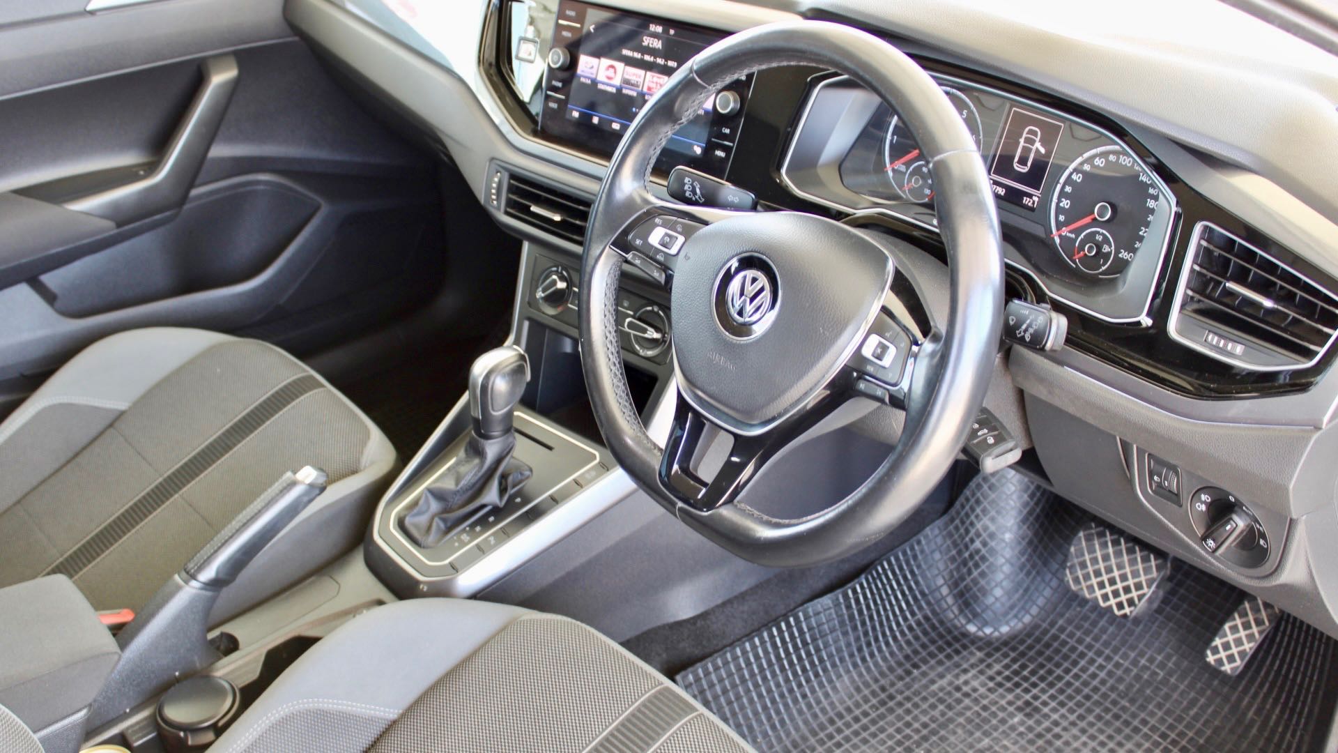 Volkswagen Polo R-Line 1.0 TSI