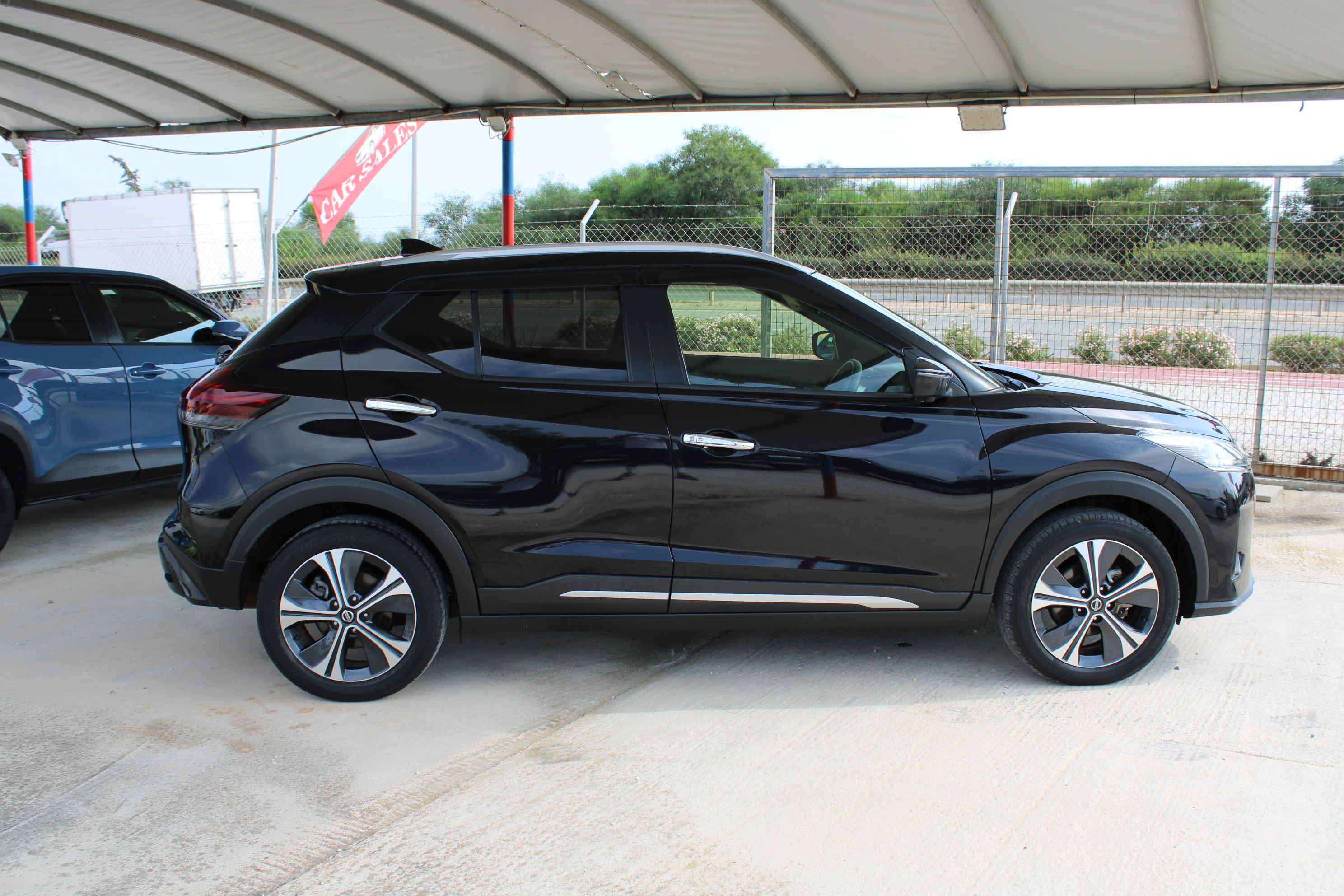 
								Nissan Kicks e-POWER full									
