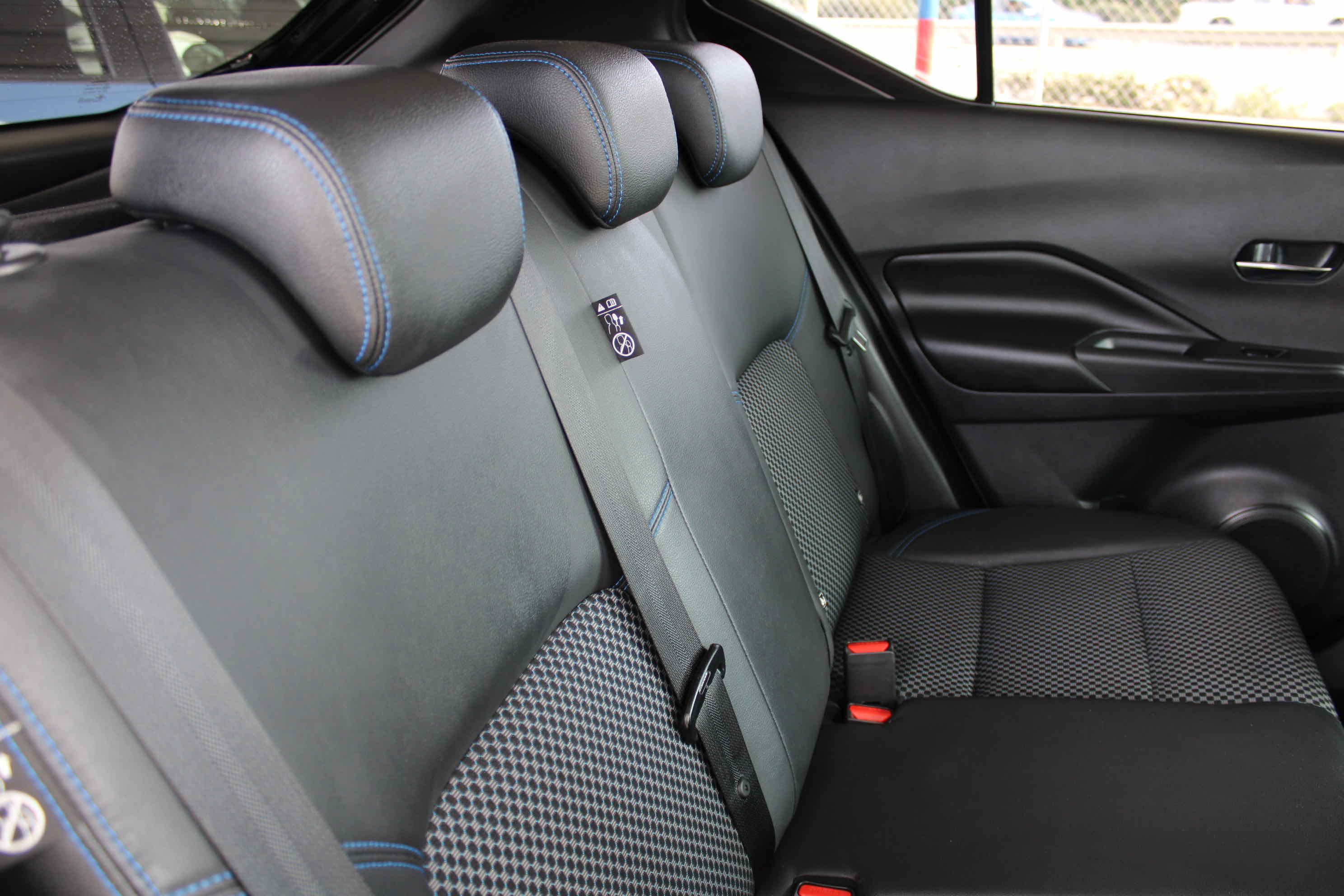 
								Nissan Kicks e-POWER full									