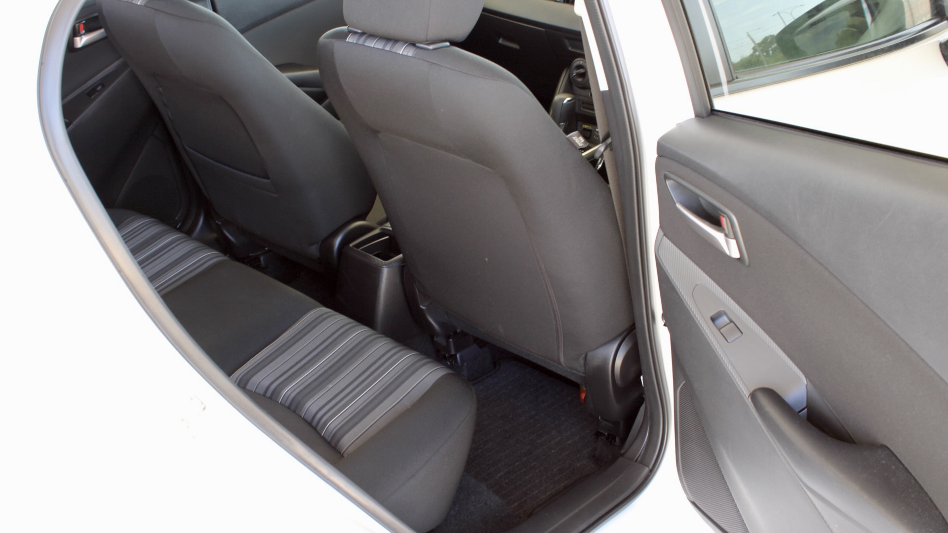 
								Mazda 2 Skyactiv-G full									