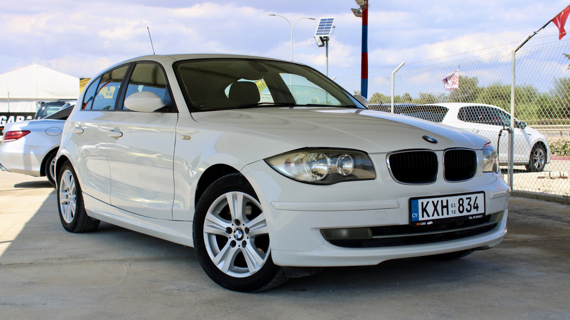 
								2010 BMW 116i full									