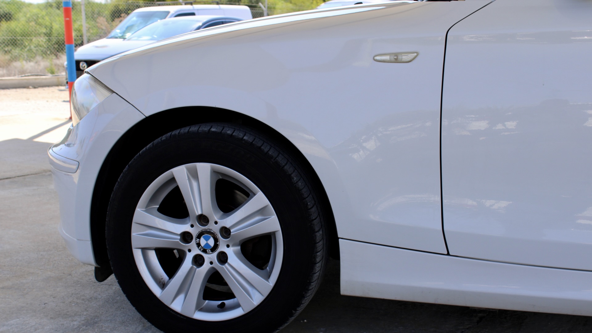 
								2010 BMW 116i full									