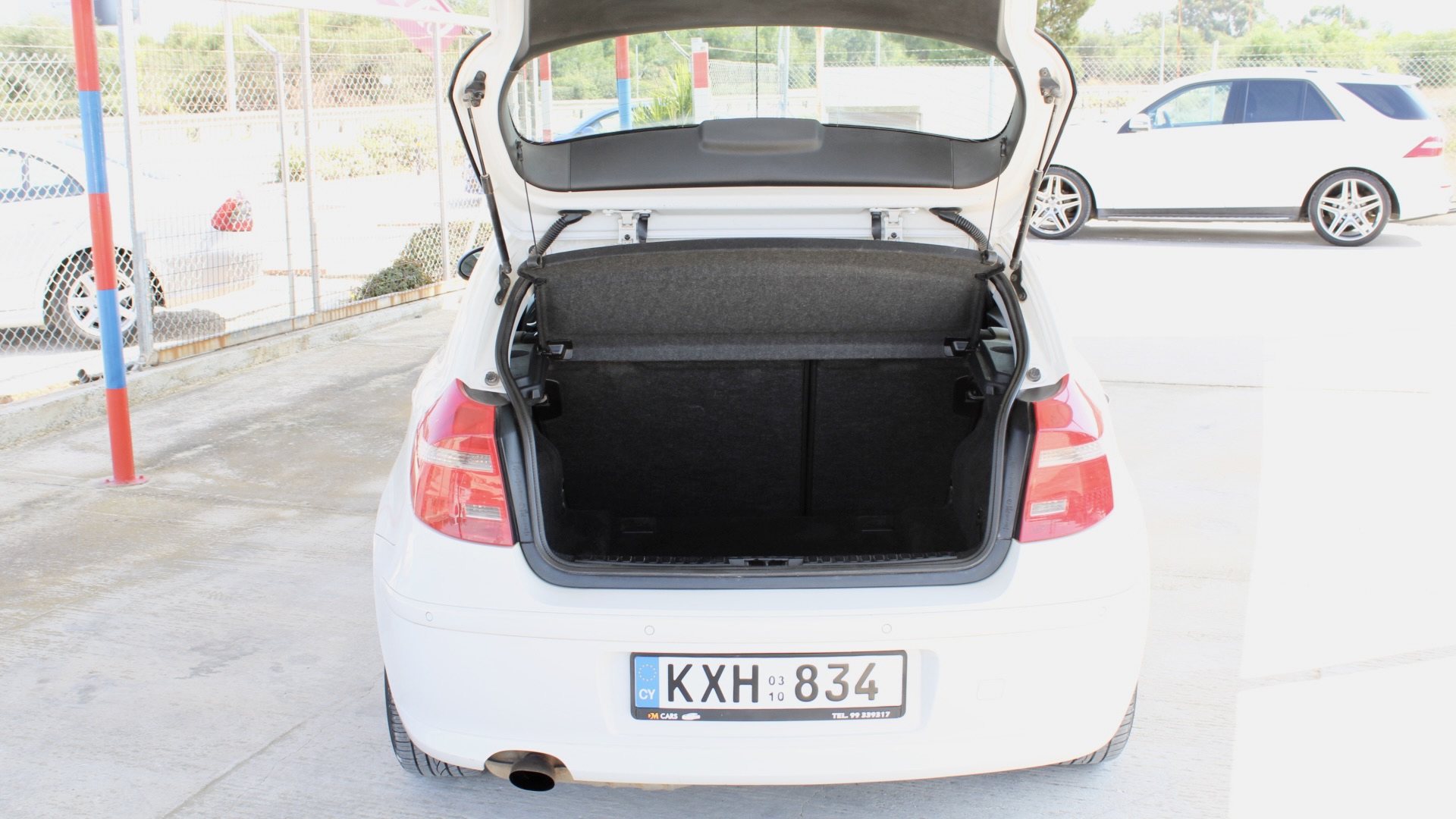
								2010 BMW 116i full									