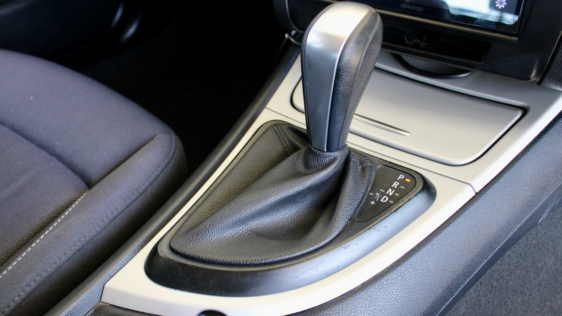 
								2010 BMW 116i full									