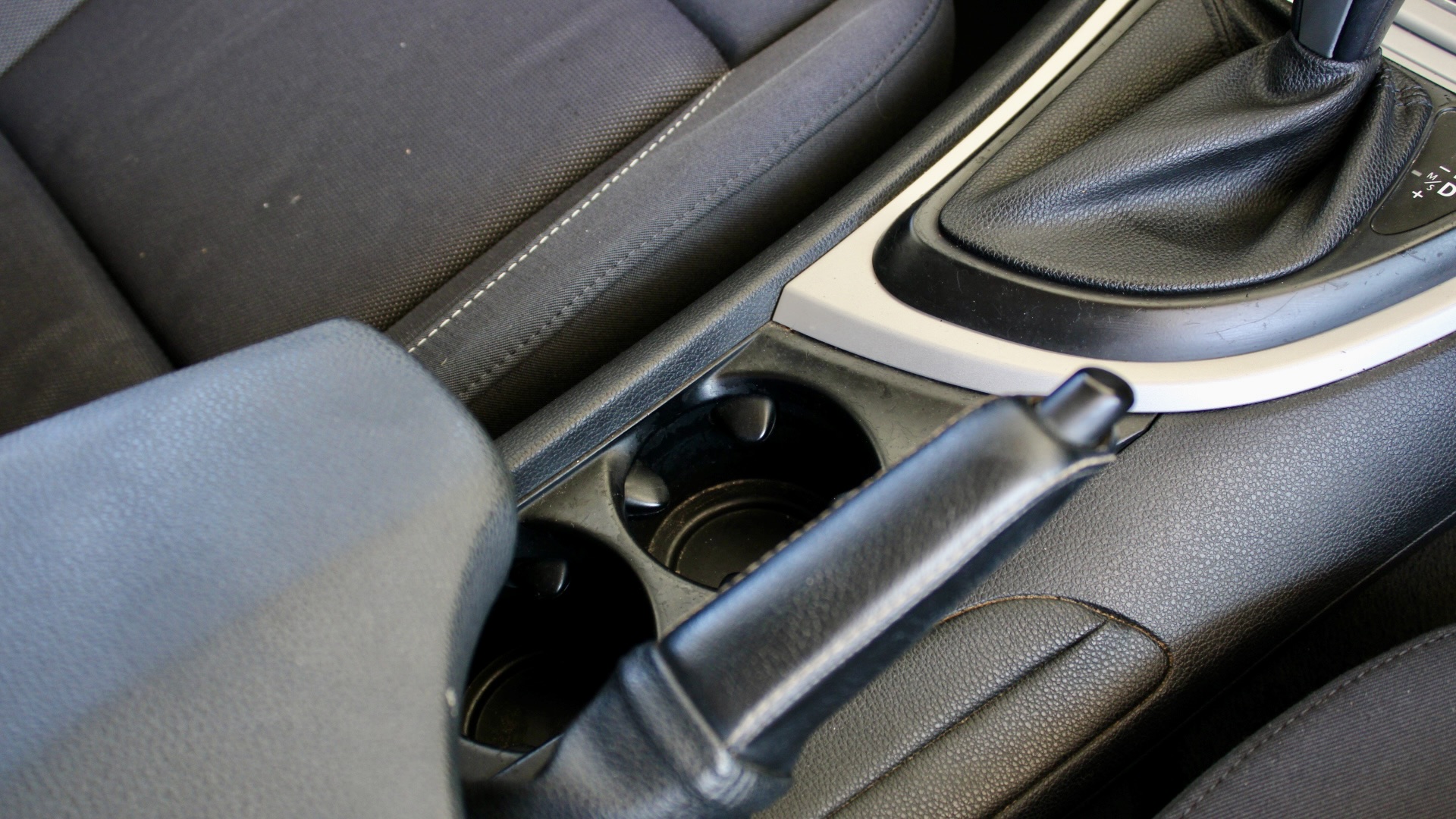 
								2010 BMW 116i full									