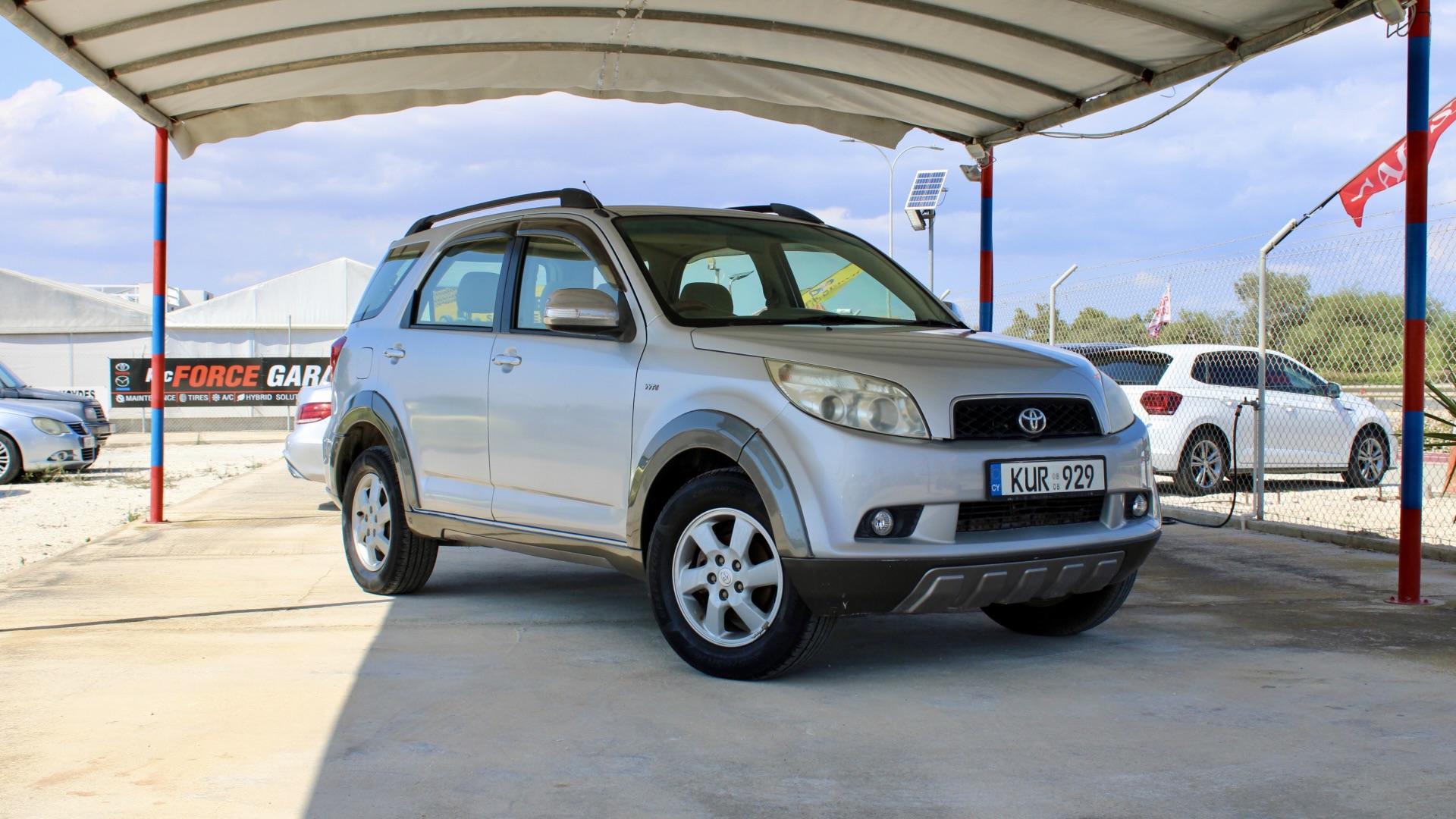 2008 Toyota Rush (6 Seater)