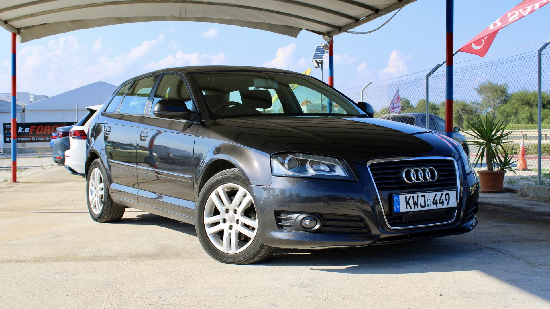
								Audi A3 1.4 TFSI full									