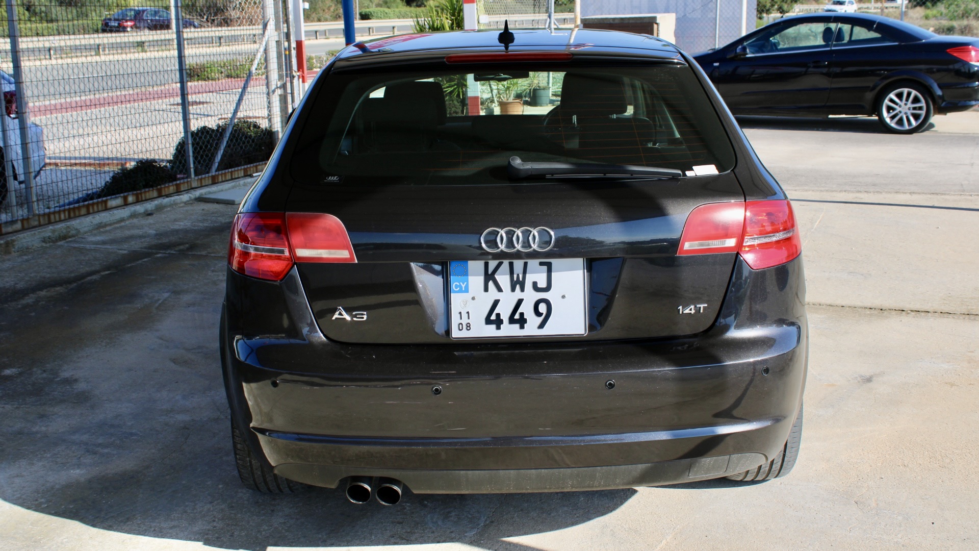 
								Audi A3 1.4 TFSI full									
