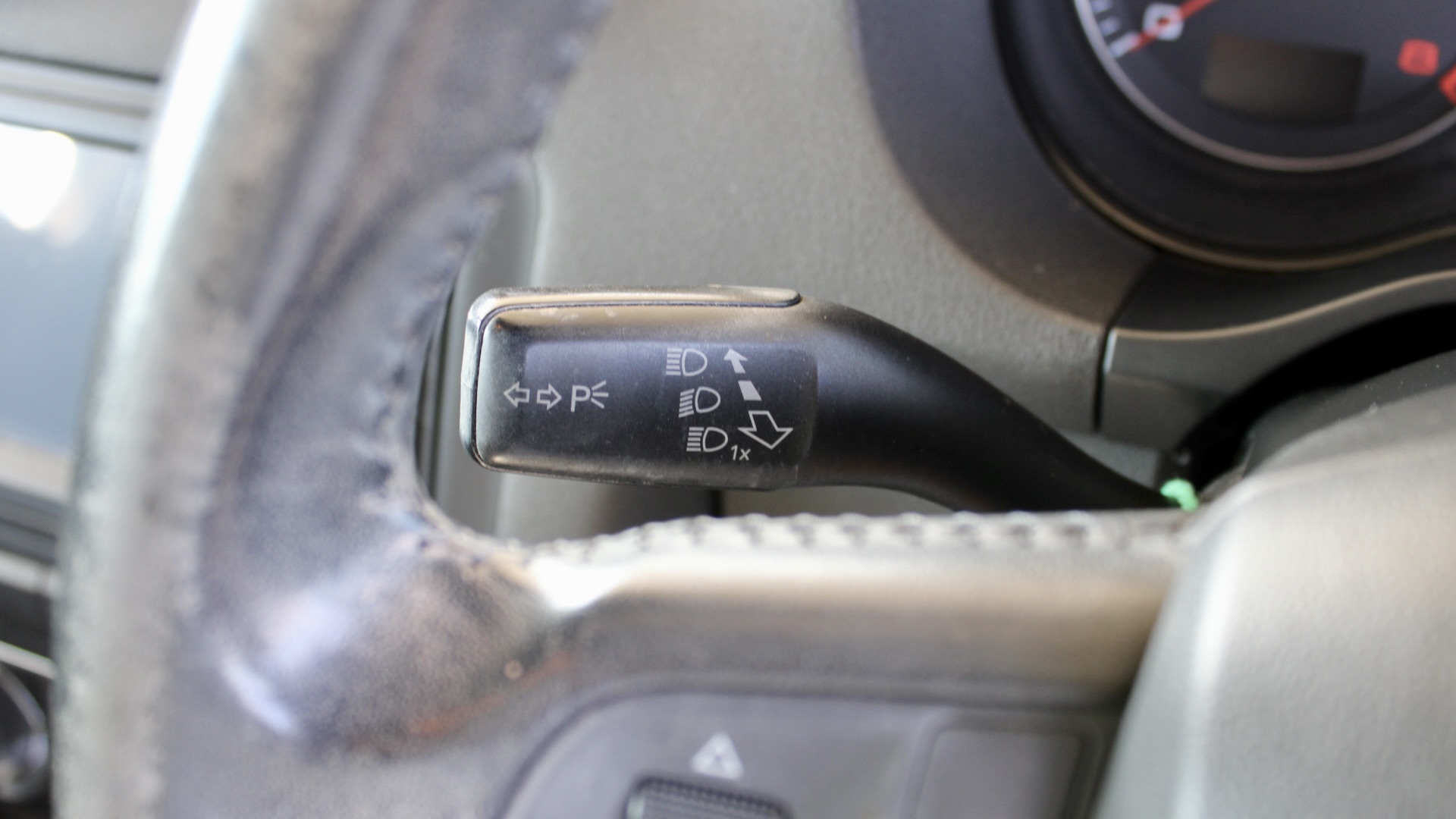 
								Audi A3 1.4 TFSI full									