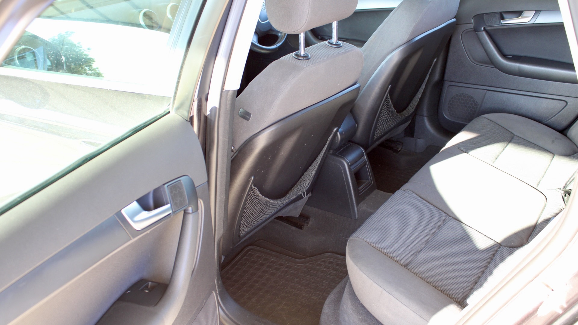 
								Audi A3 1.4 TFSI full									