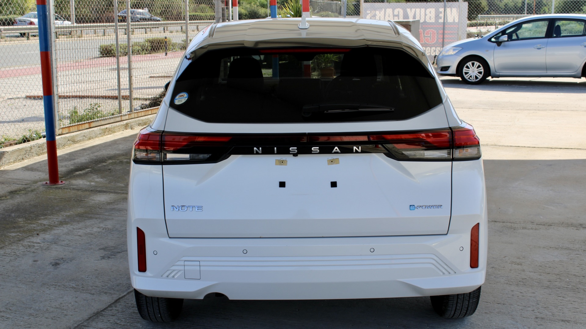 
								2025 Nissan Note e-POWER 1.2 Hybrid full									