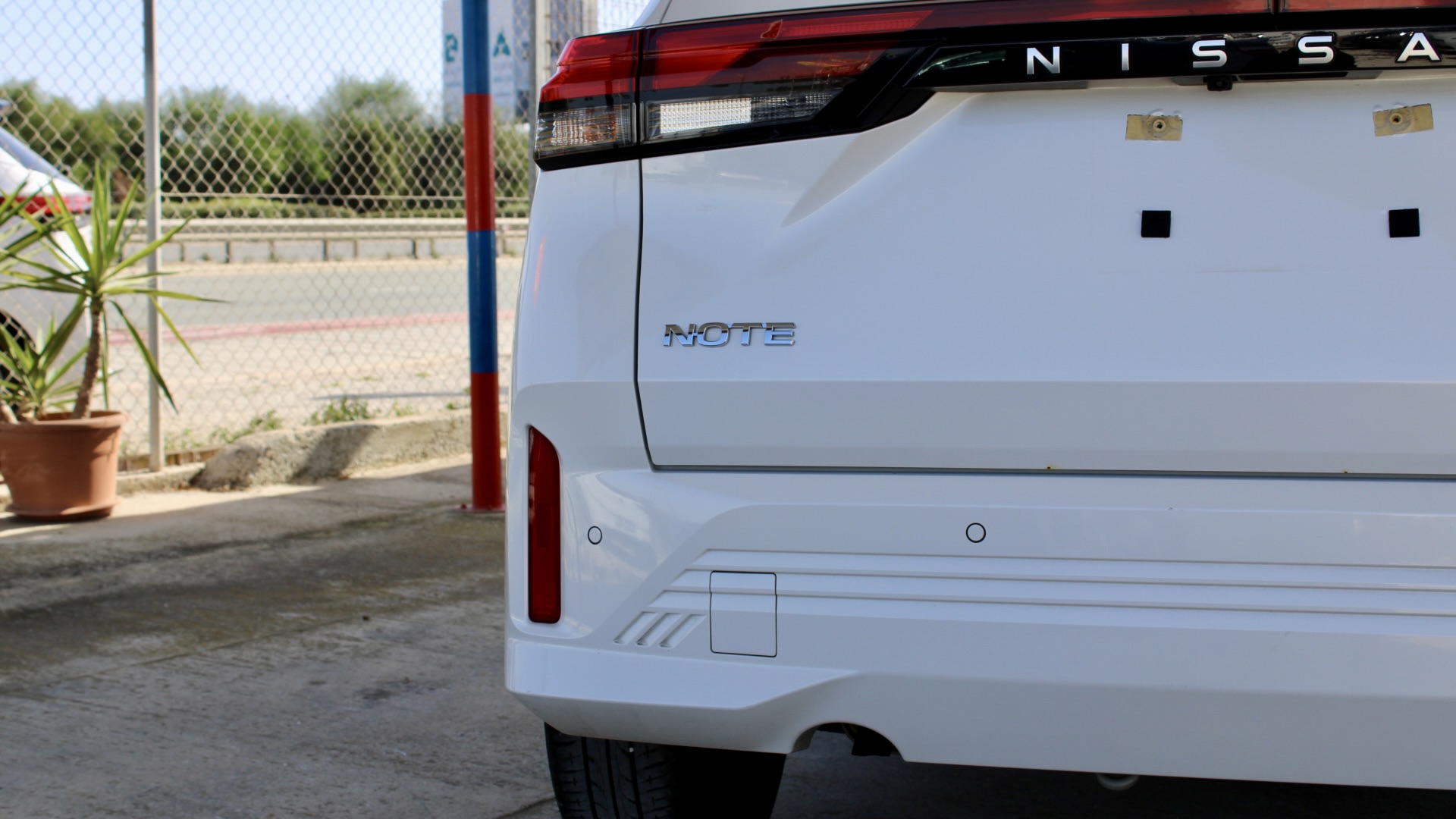 
								2025 Nissan Note e-POWER 1.2 Hybrid full									