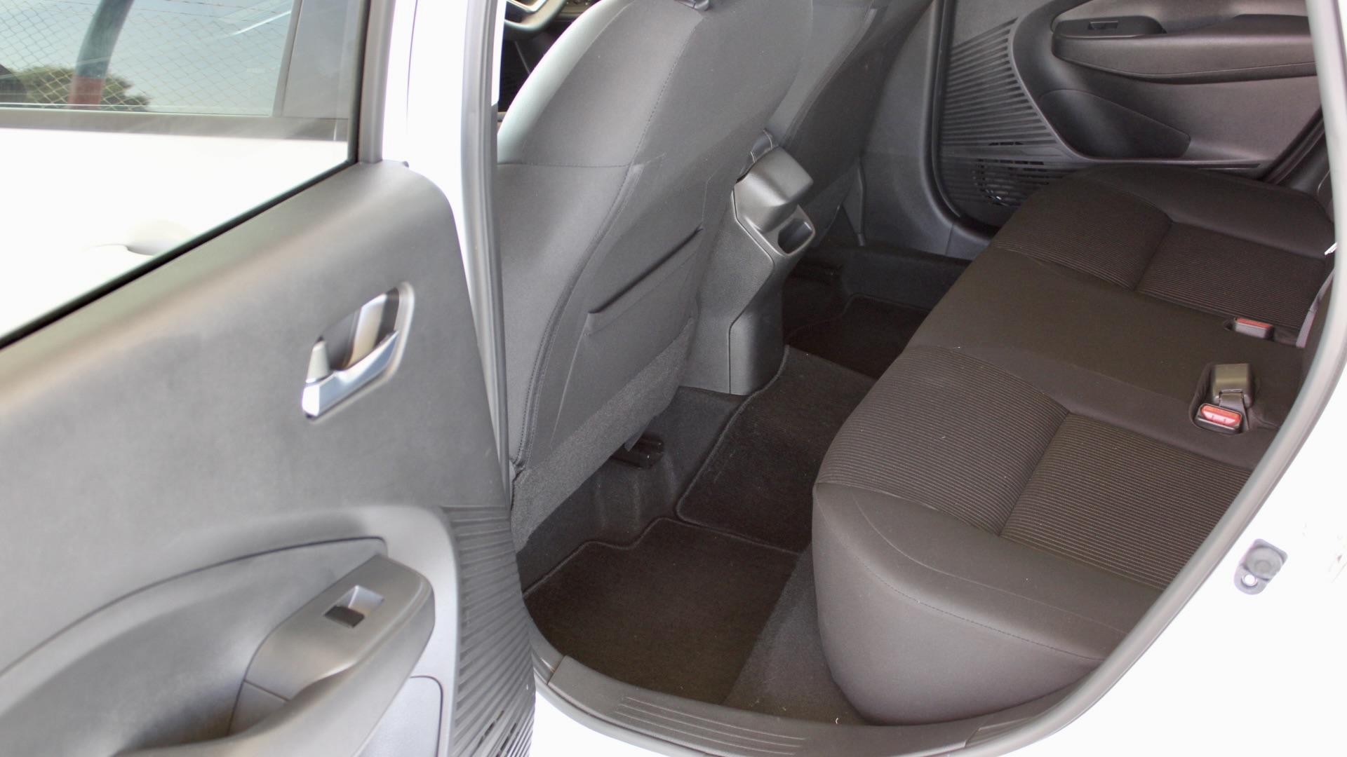 
								2025 Nissan Note e-POWER 1.2 Hybrid full									