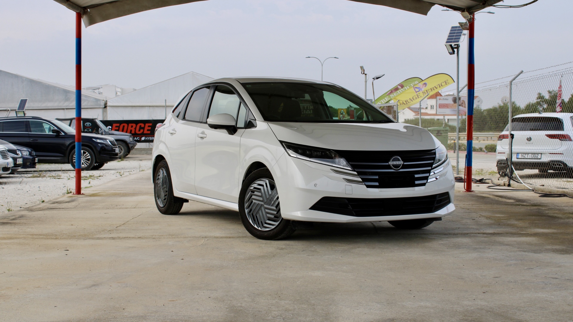
								Nissan Note e-POWER full									