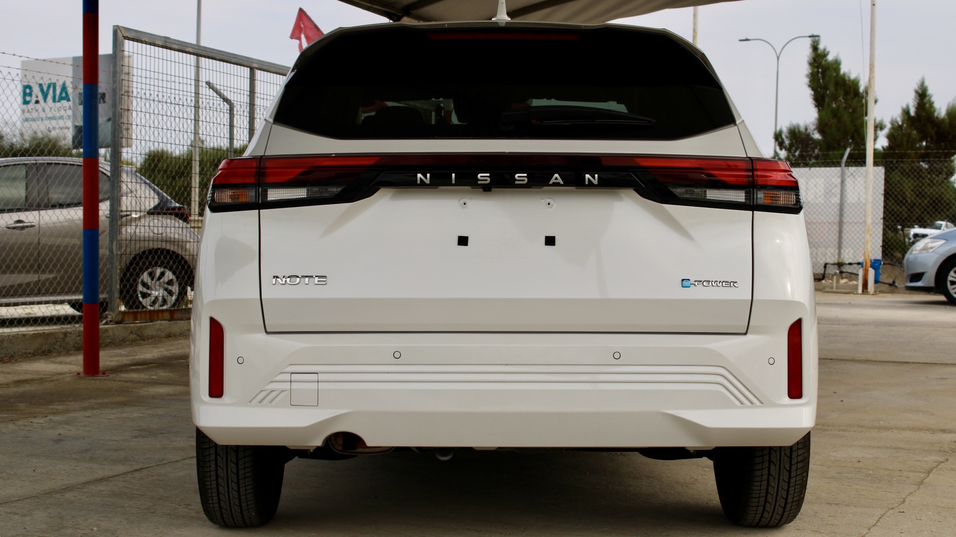 
								Nissan Note e-POWER full									