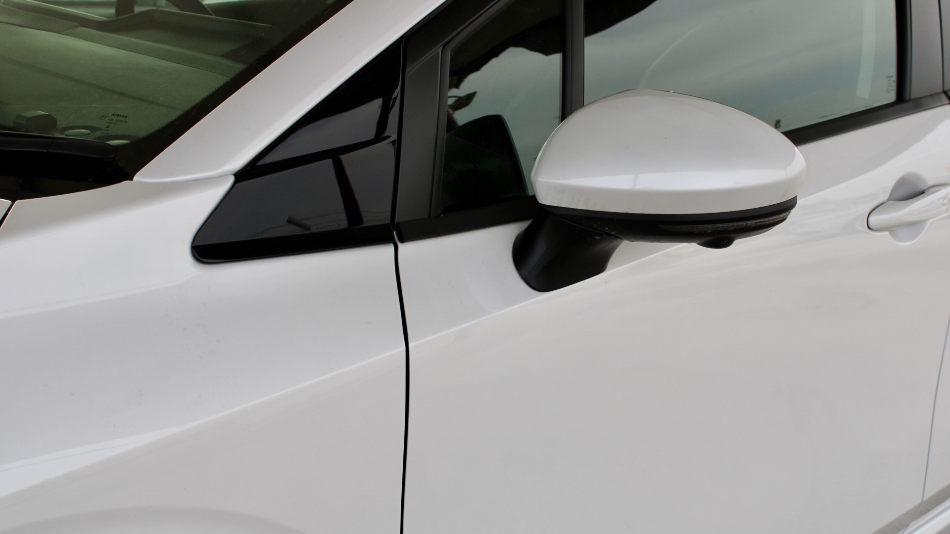 
								Nissan Note e-POWER full									