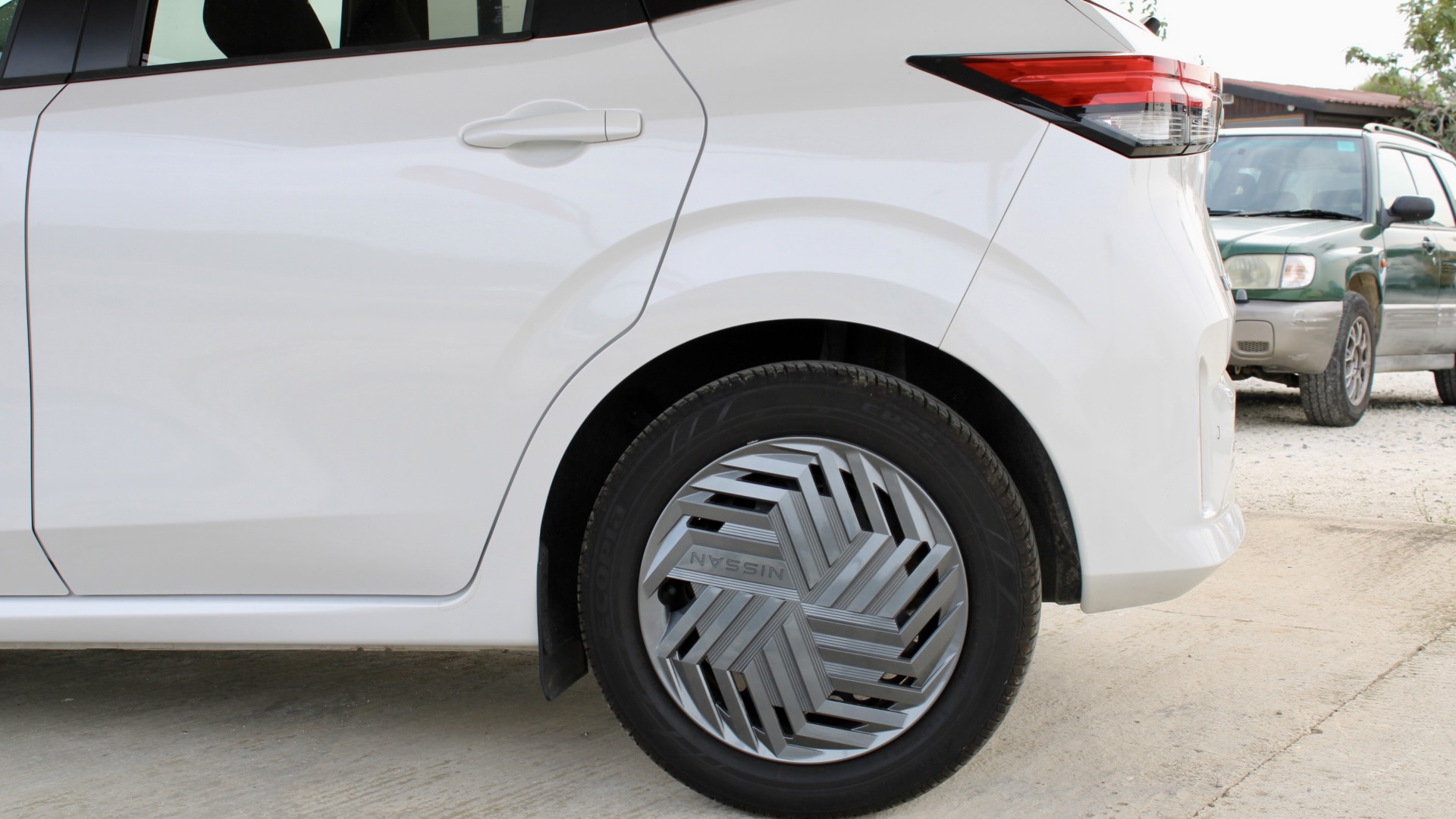 
								Nissan Note e-POWER full									