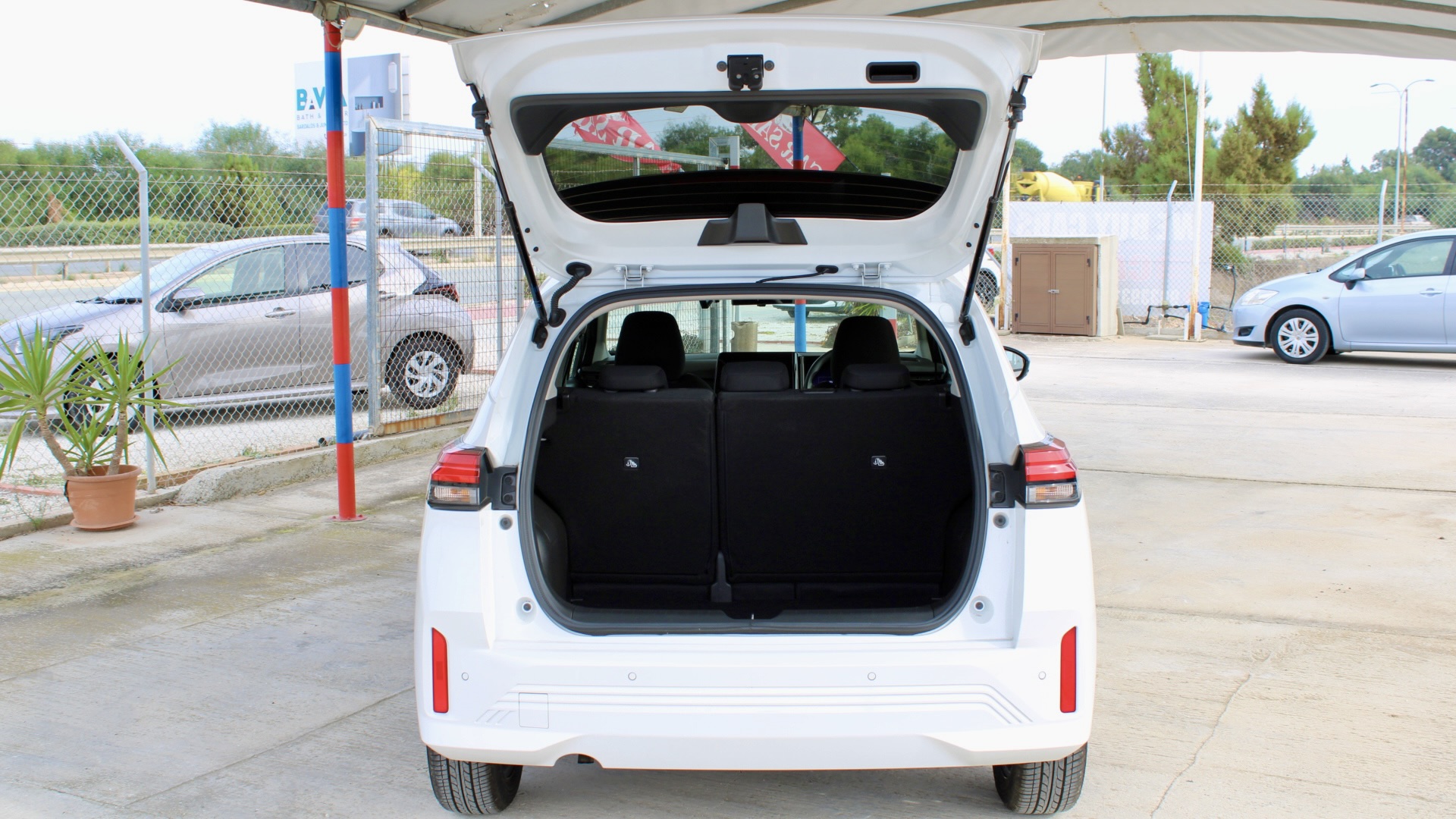 
								Nissan Note e-POWER full									