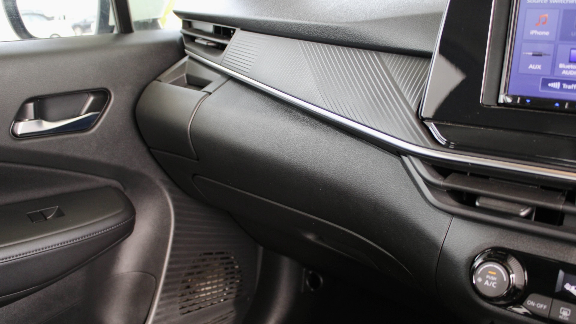 
								Nissan Note e-POWER full									