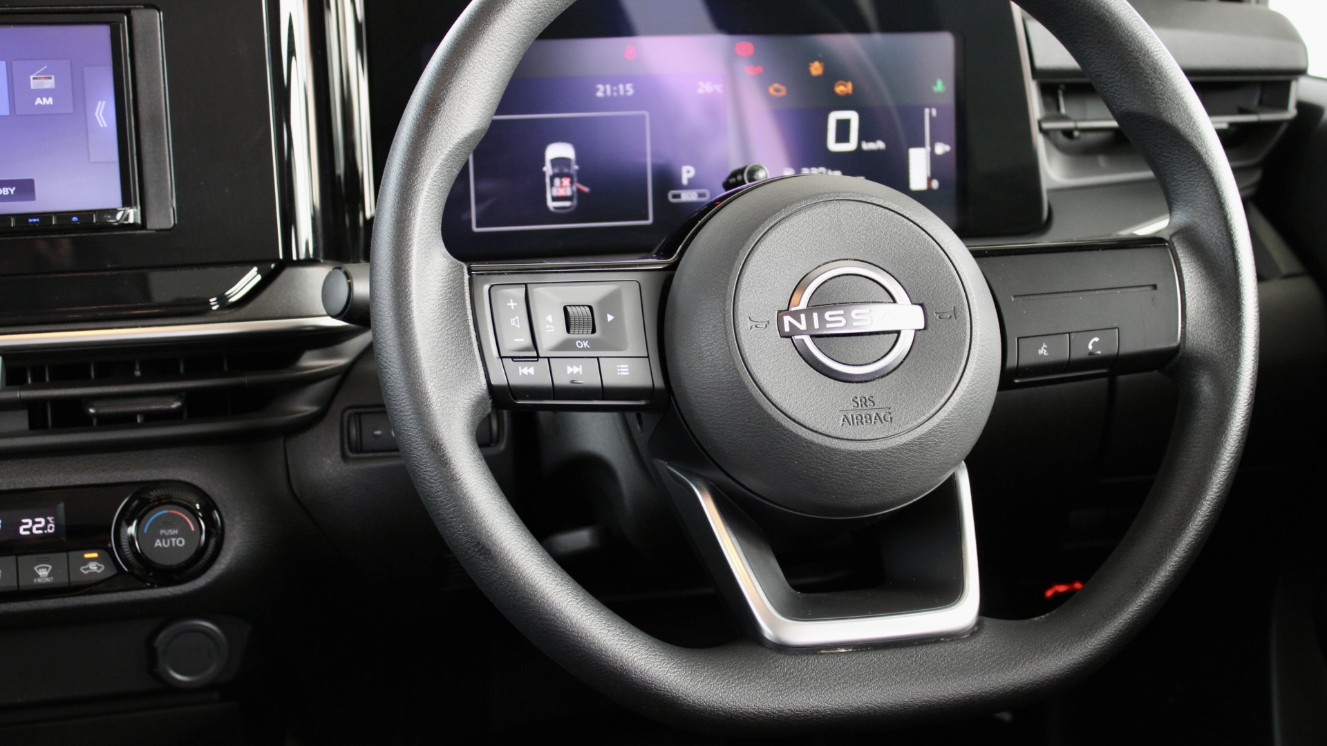 
								Nissan Note e-POWER full									