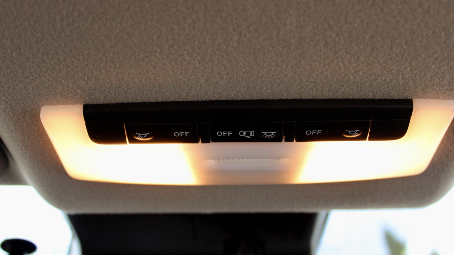 
								Nissan Note e-POWER full									