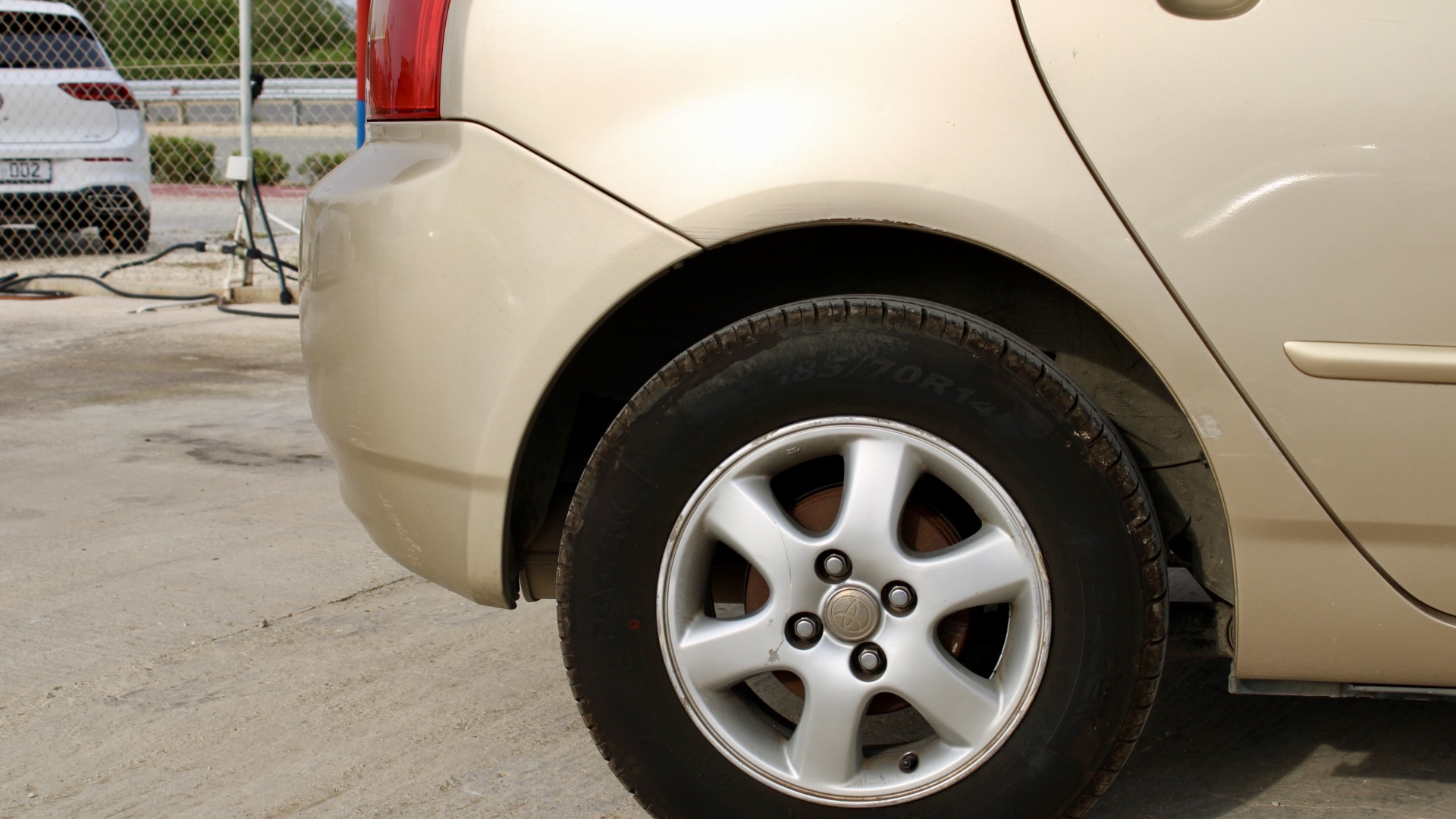 
								Toyota RunX Automatic 1.5 Petrol full									