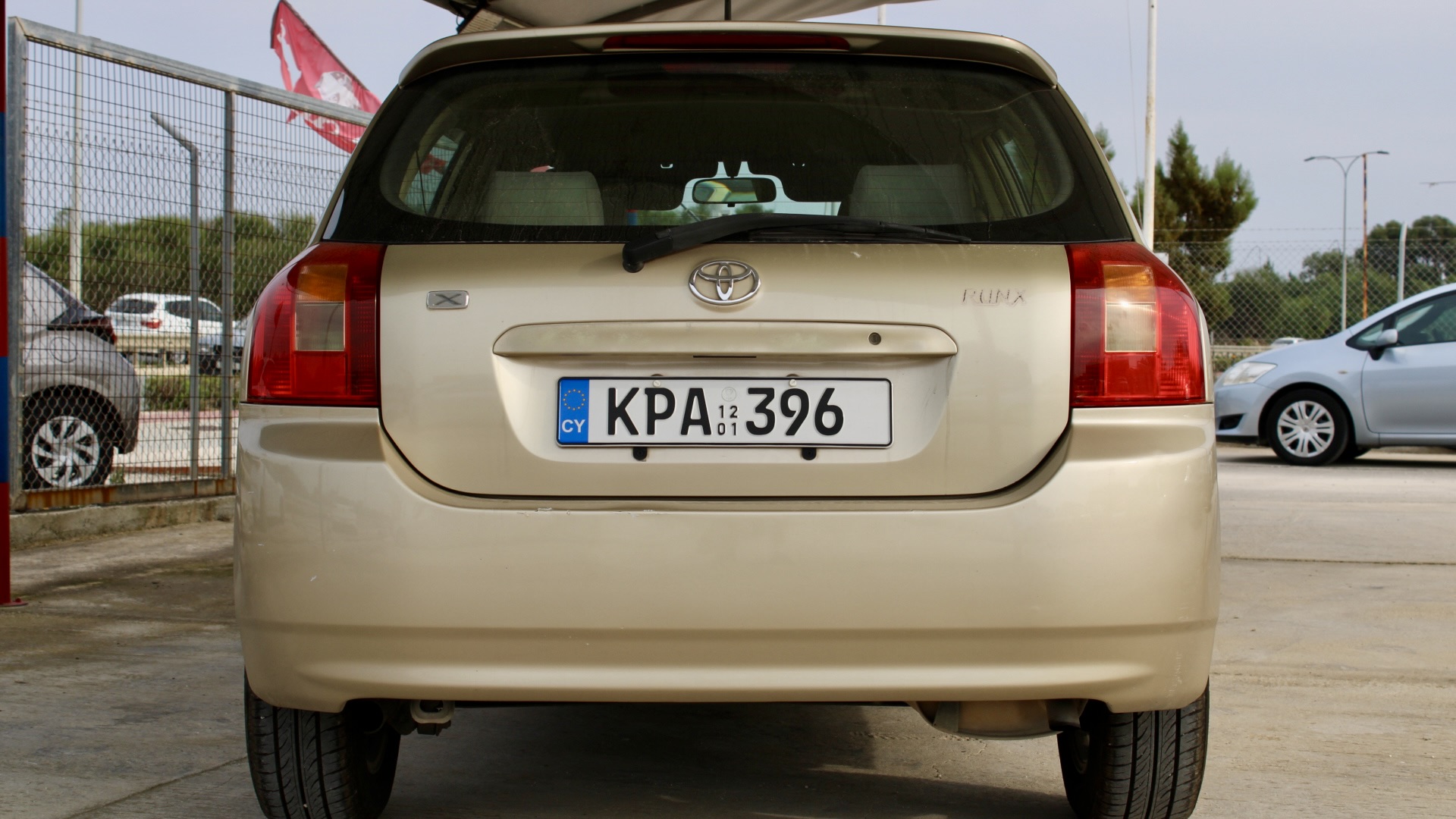 
								Toyota RunX Automatic 1.5 Petrol full									