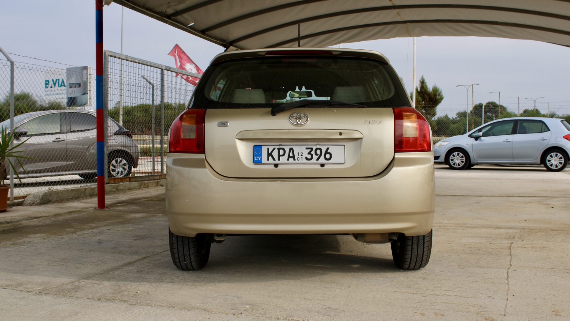 
								Toyota RunX Automatic 1.5 Petrol full									