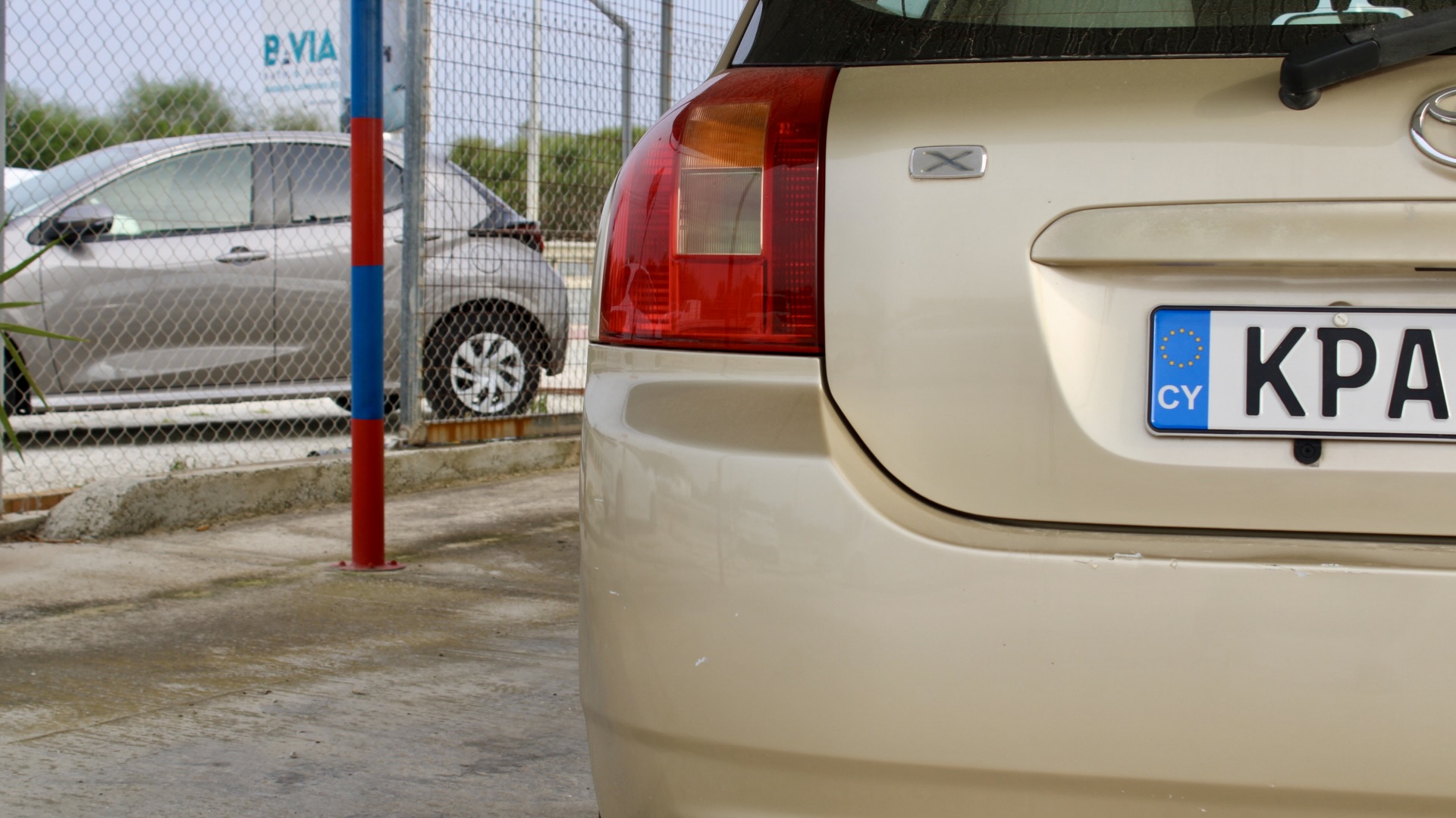 
								Toyota RunX Automatic 1.5 Petrol full									