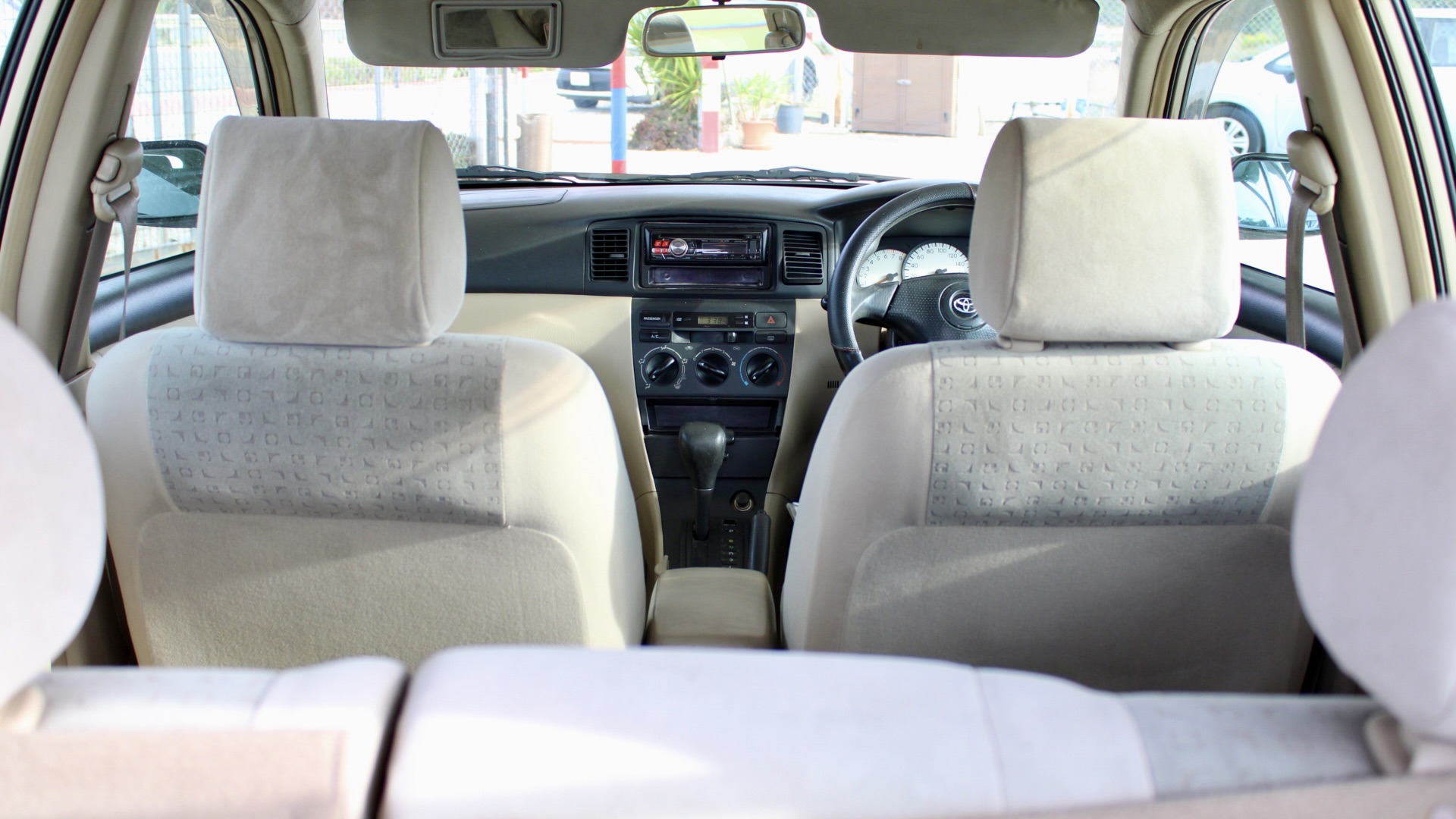 
								Toyota RunX Automatic 1.5 Petrol full									